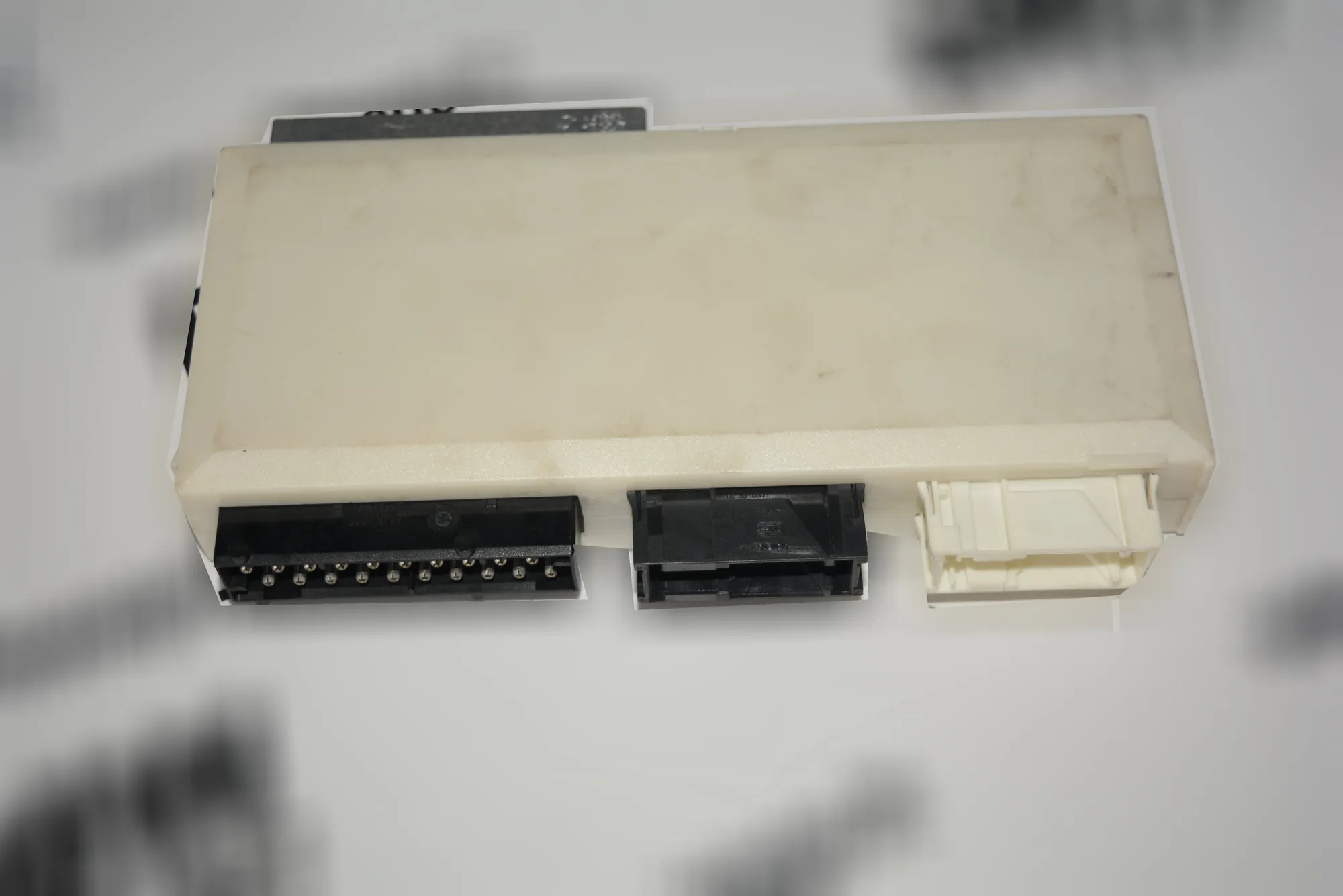 Comfort Control Unit – OEM 8381963 · BMW 5 (E39) BMW 5 (E39) 2000 – 3