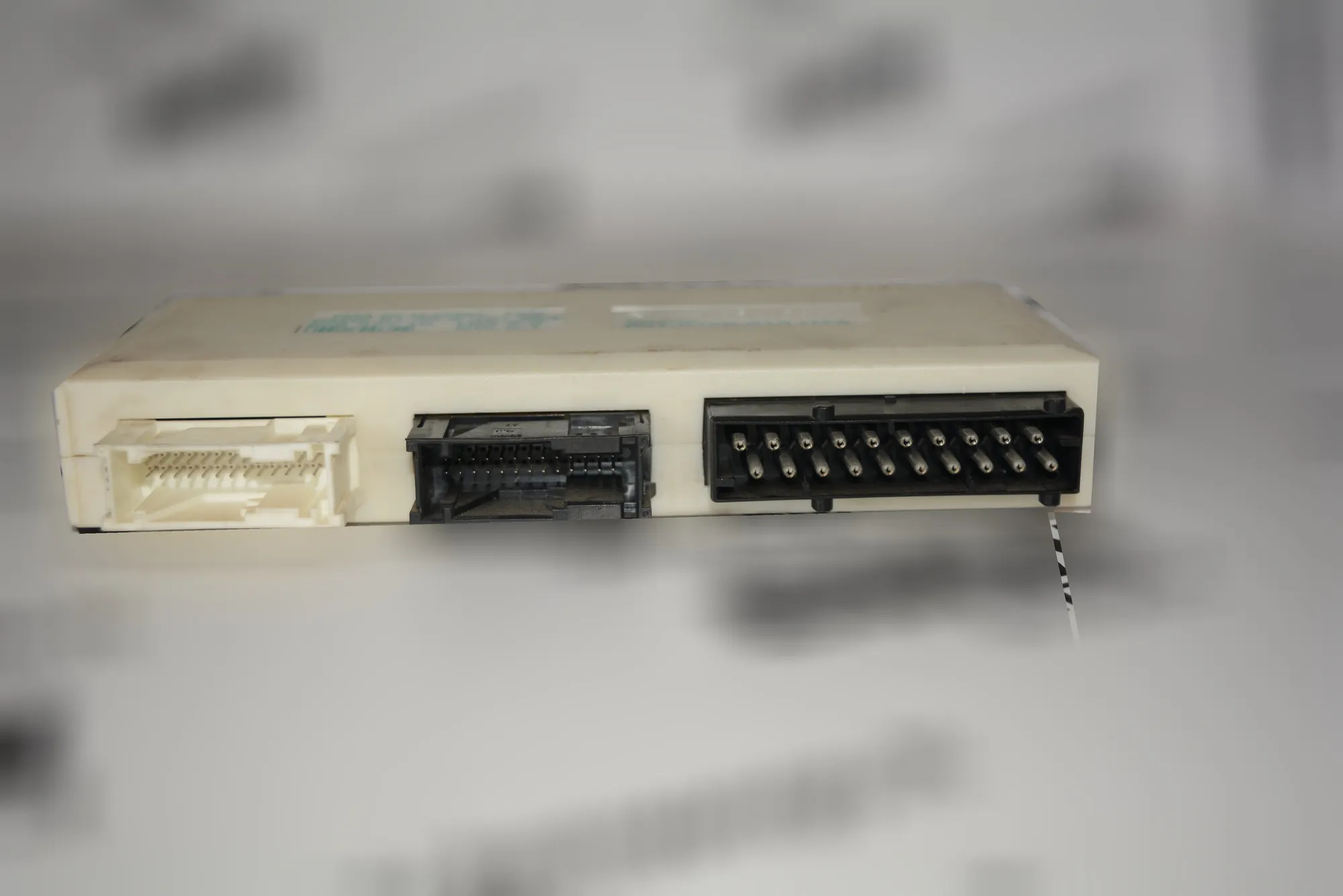 Comfort Control Unit – OEM 8381963 · BMW 5 (E39) BMW 5 (E39) 2000 – 2