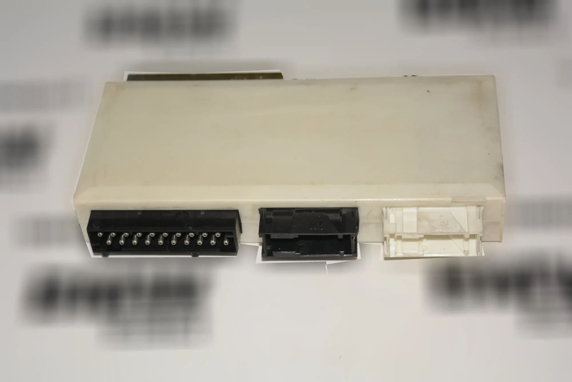 Comfort Control Unit – OEM 6913519 · BMW 5 (E39) BMW 5 (E39) 2000 – 3