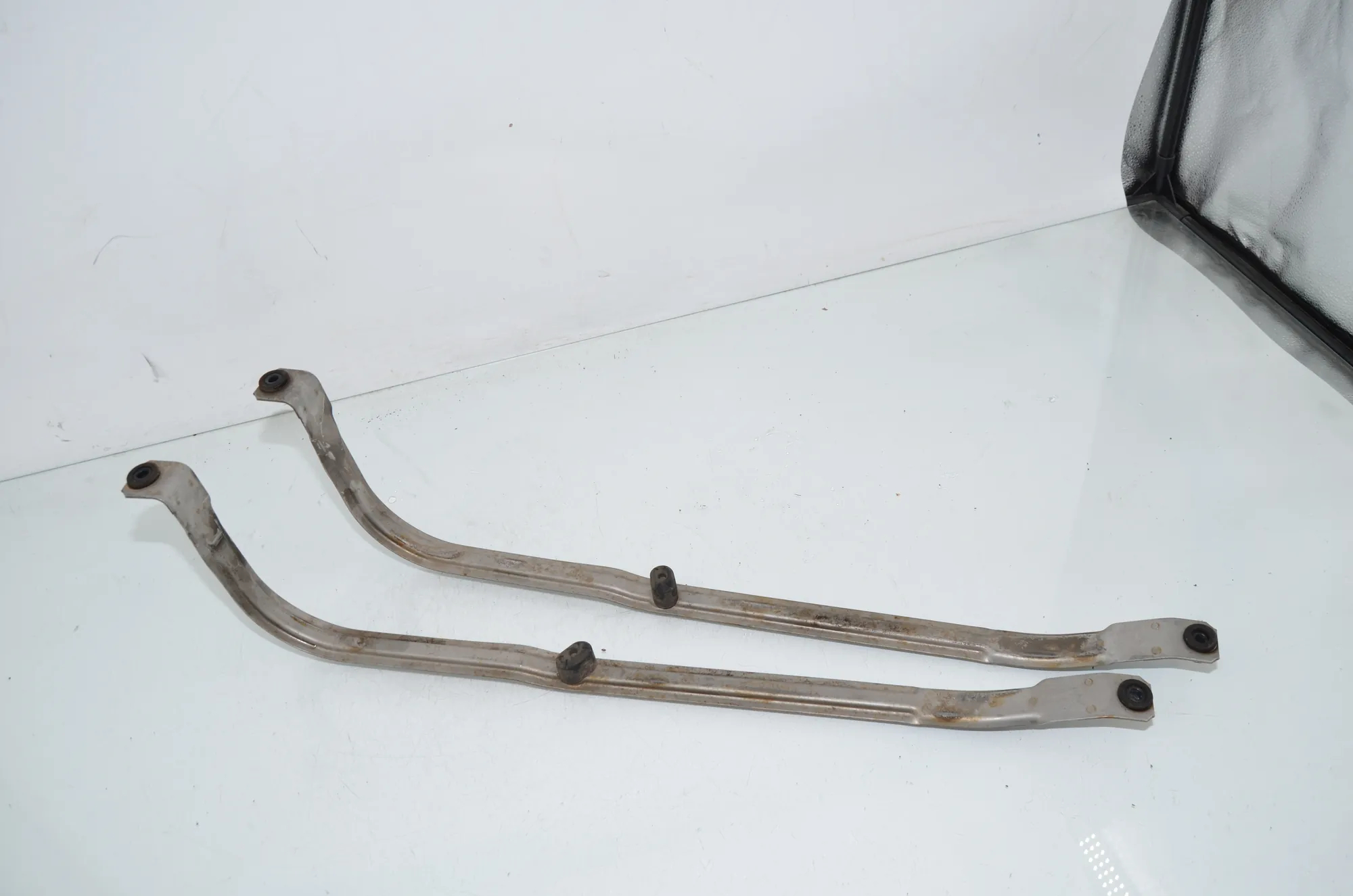 Fuel Tank Holder – OEM 7354282 · BMW 7 (G11, G12) 750 d, Ld xDrive 2016 – 3