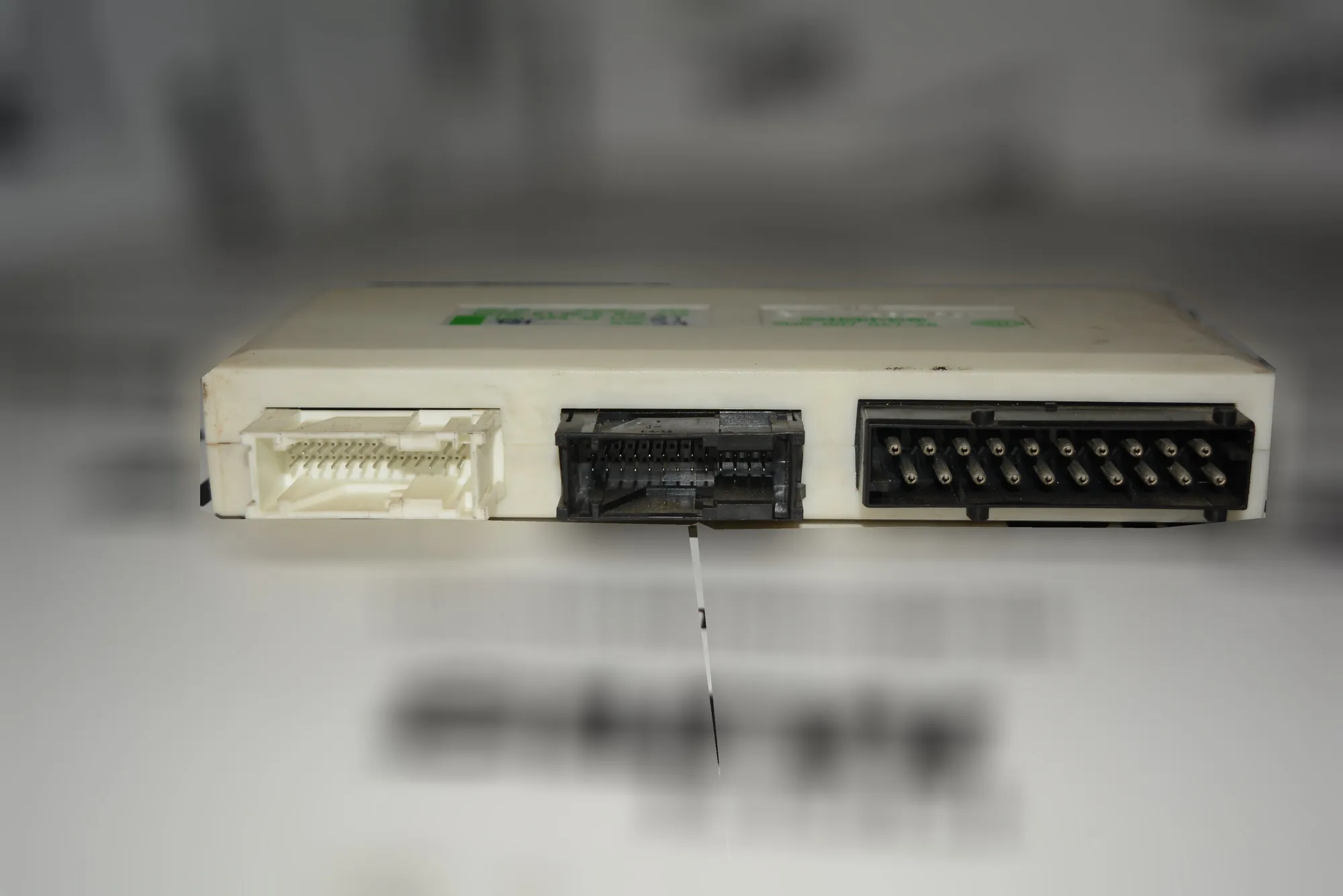 Comfort Control Unit – OEM 6913519 · BMW 5 (E39) BMW 5 (E39) 2000 – 2