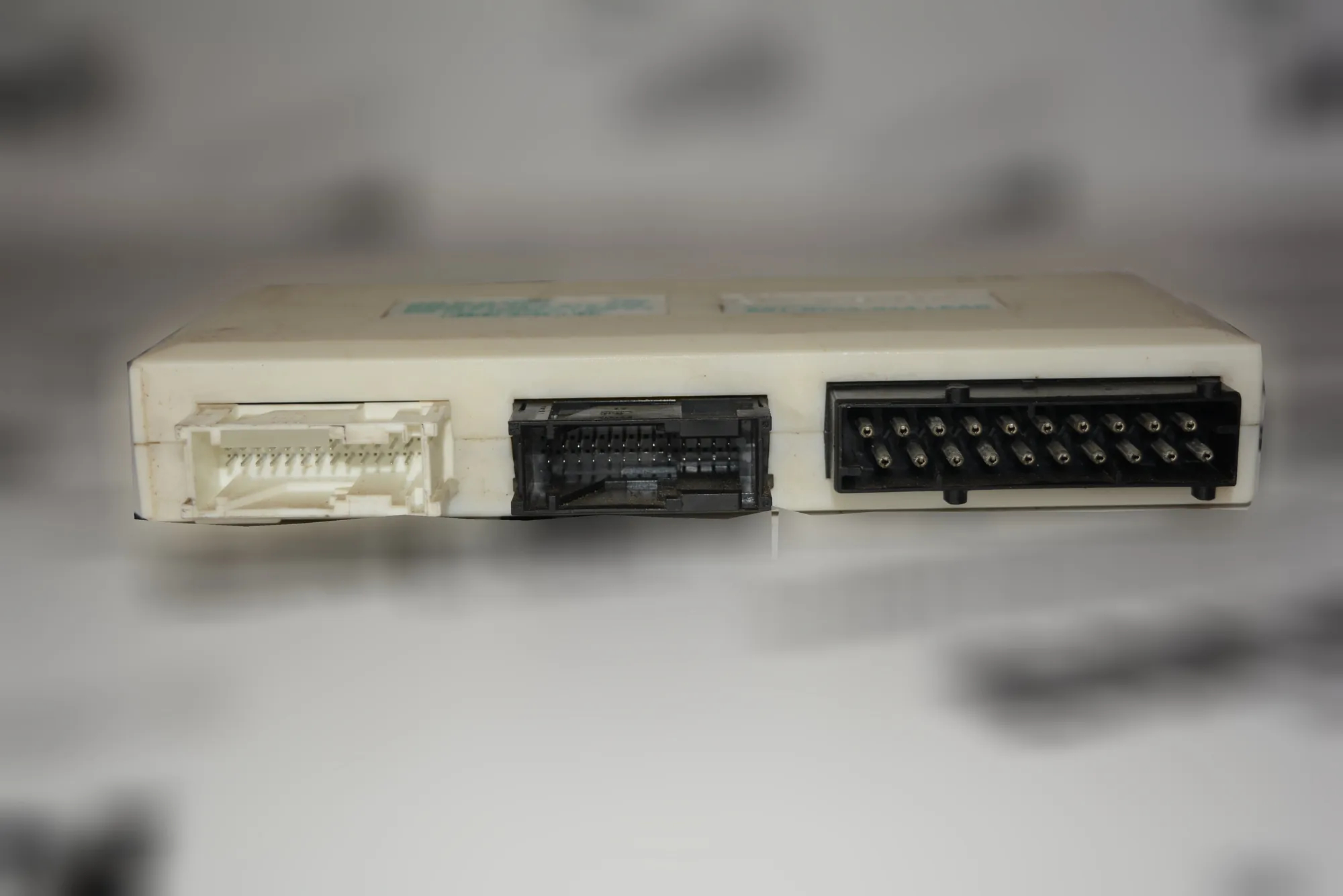 Comfort Control Unit – OEM 6913520 · BMW 5 (E39) BMW 5 (E39) 2000 – 2