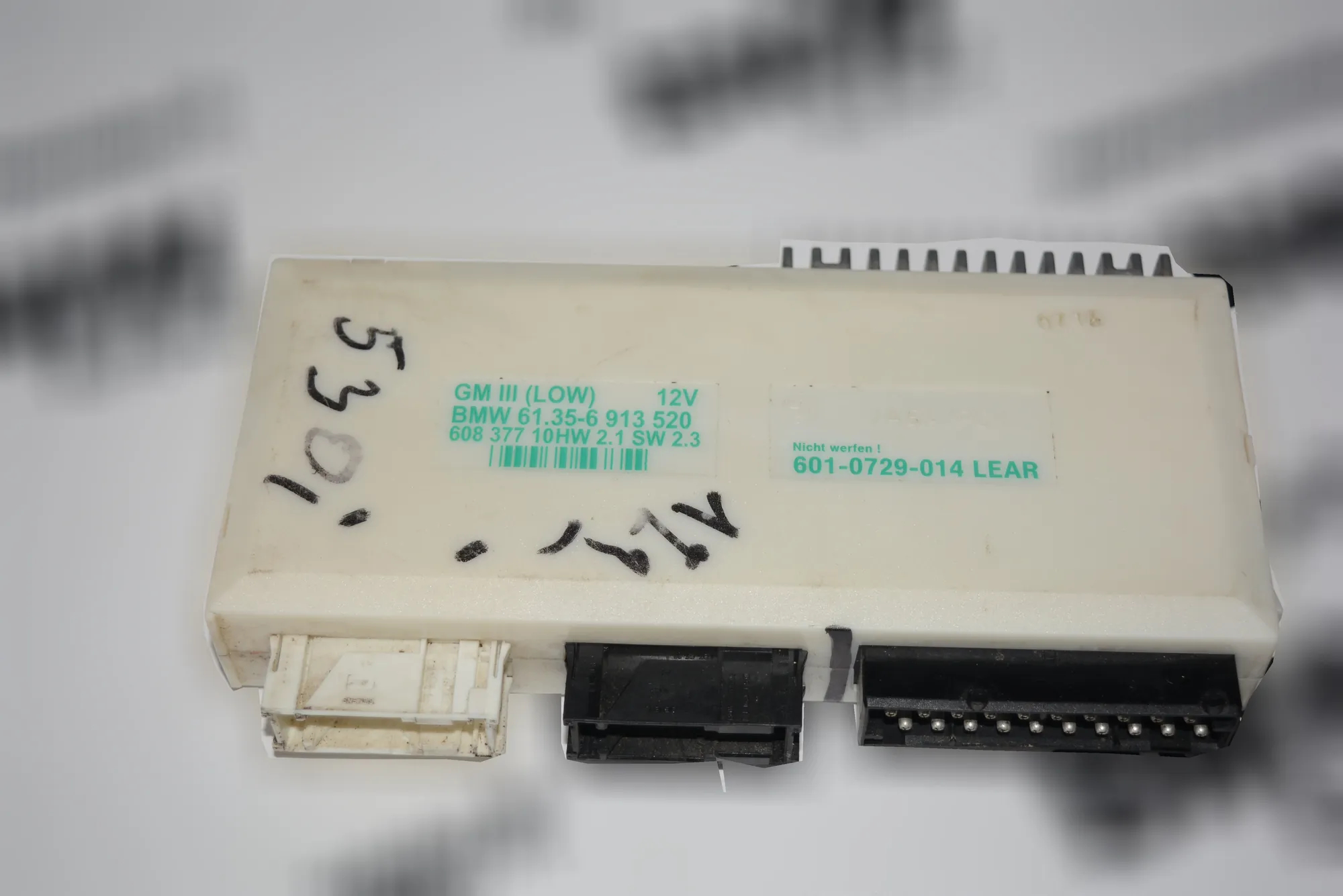 Comfort Control Unit – OEM 6913520 · BMW 5 (E39) BMW 5 (E39) 530 i 2000 – 3