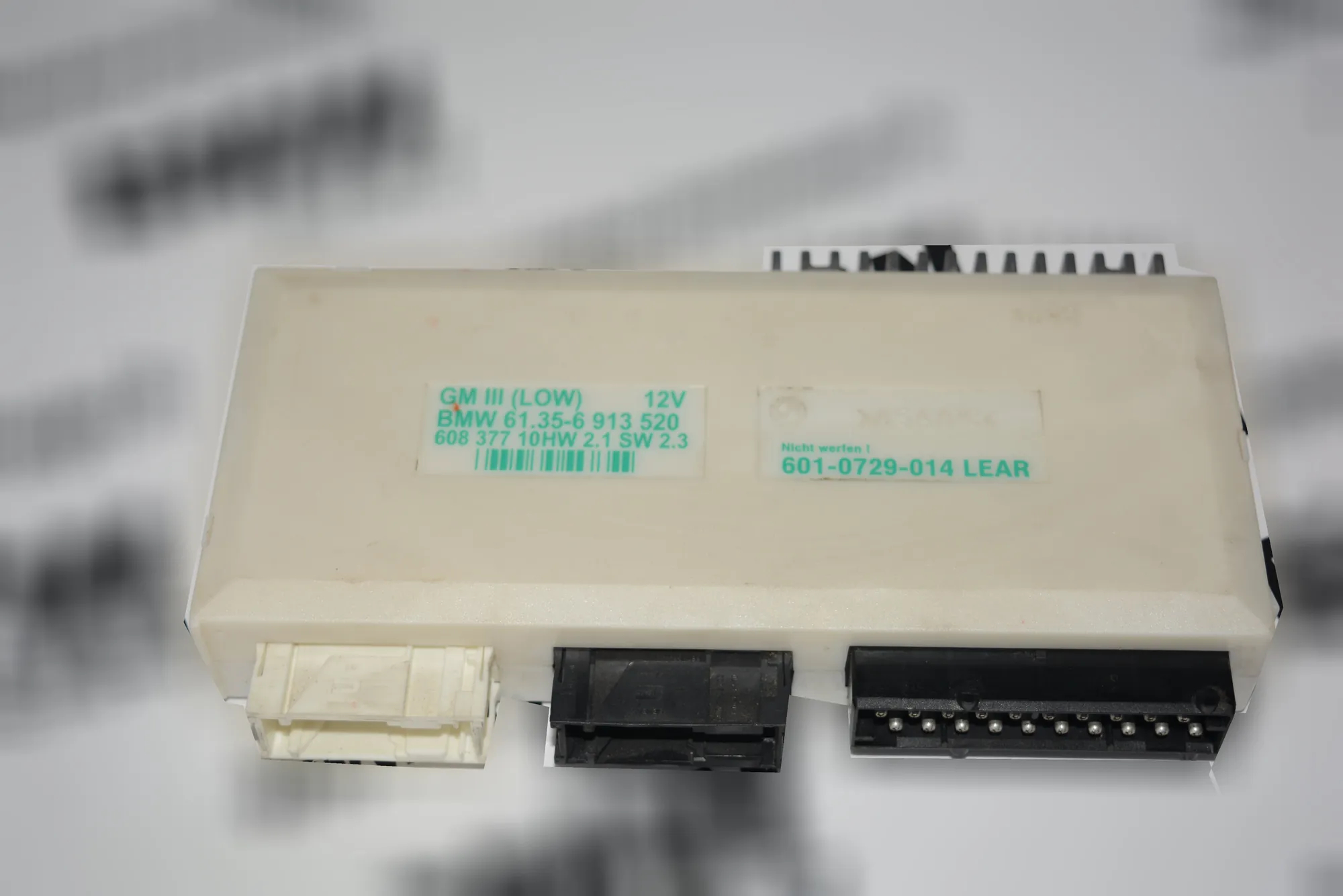 Comfort Control Unit – OEM 6913520 · BMW 5 (E39) BMW 5 (E39) 525 i 2001 – 3