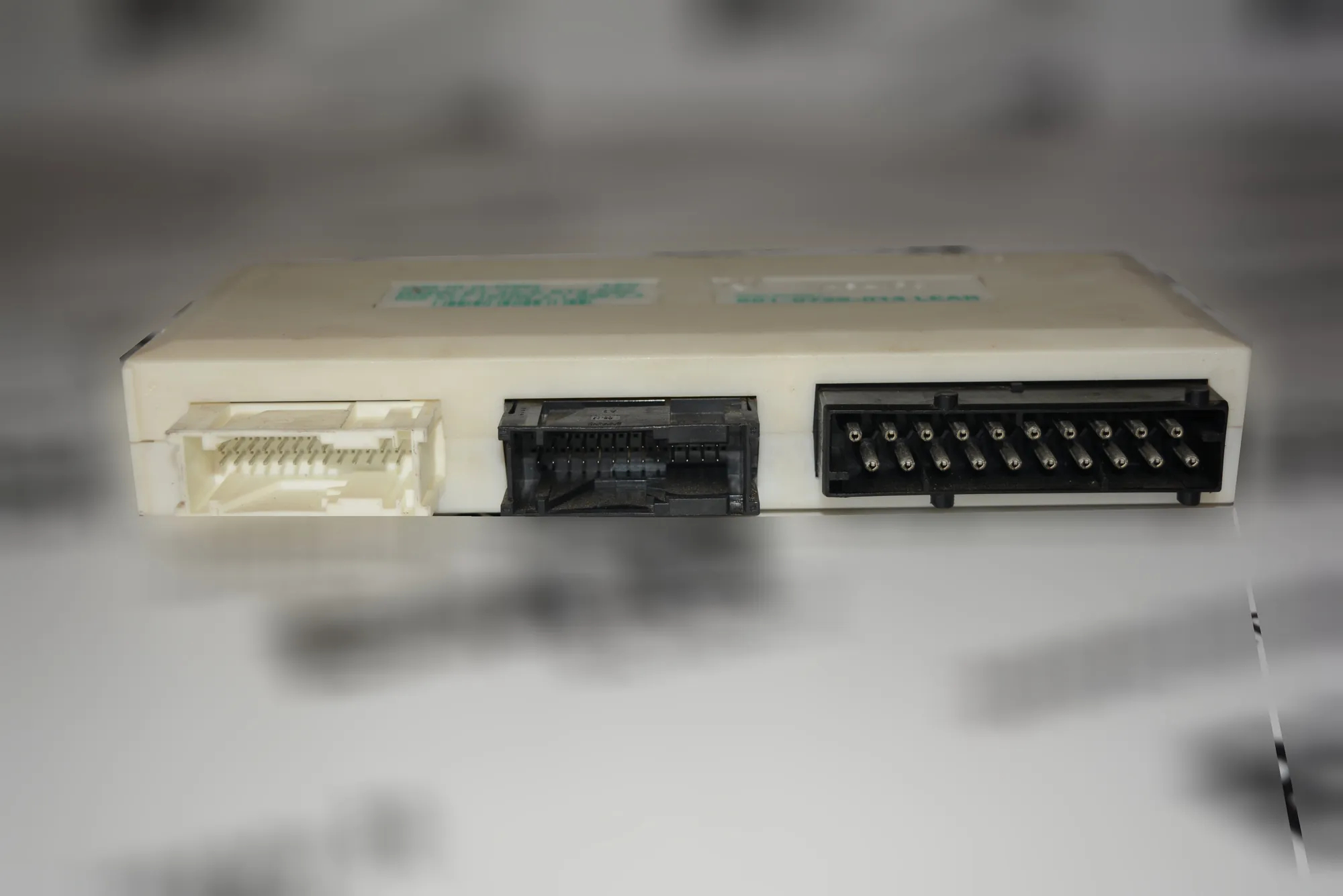 Comfort Control Unit – OEM 6913520 · BMW 5 (E39) BMW 5 (E39) 525 i 2001