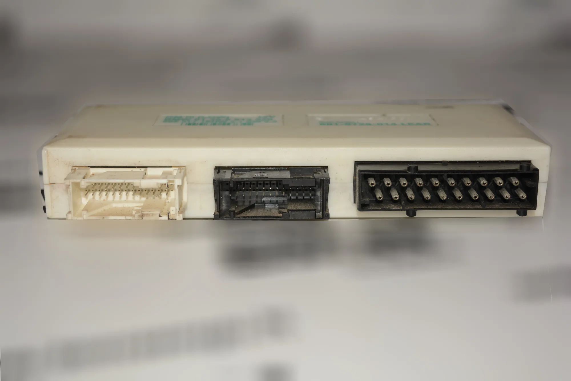 Comfort Control Unit – OEM 6913520 · BMW 5 (E39) BMW 5 (E39) 2000