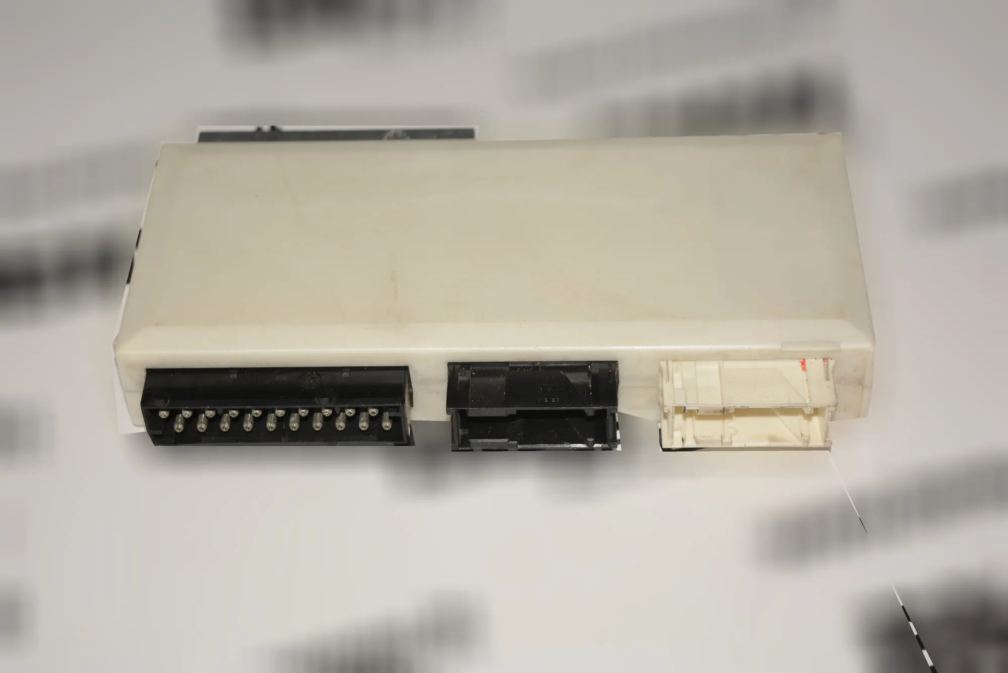 Comfort Control Unit – OEM 6913520 · BMW 5 (E39) BMW 5 (E39) 2000 – 2