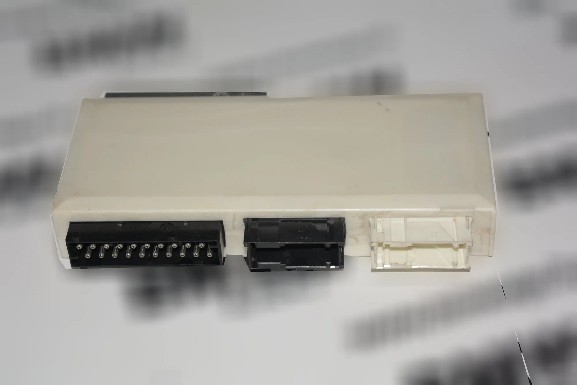Comfort Control Unit – OEM 6913520 · BMW 5 (E39) BMW 5 (E39) 530 d 2001 – 2