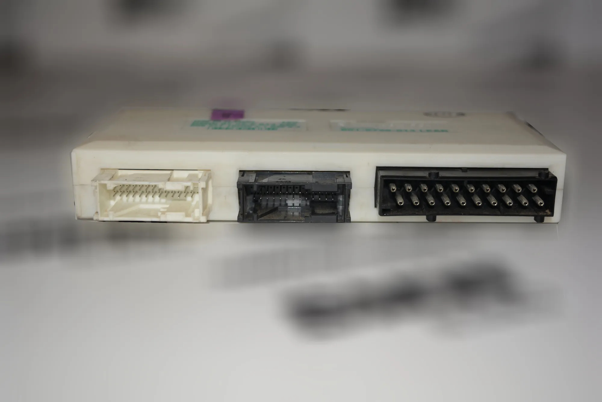 Comfort Control Unit – OEM 6913520 · BMW 5 (E39) BMW 5 (E39) 2000 – 2