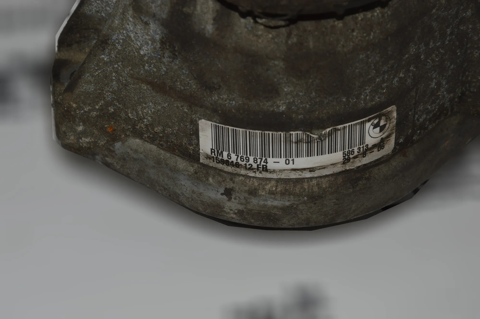 Right Side Engine Mount – OEM 6769874 · BMW 5 (E60) BMW 5 (E60) 530 d 2006 – 4