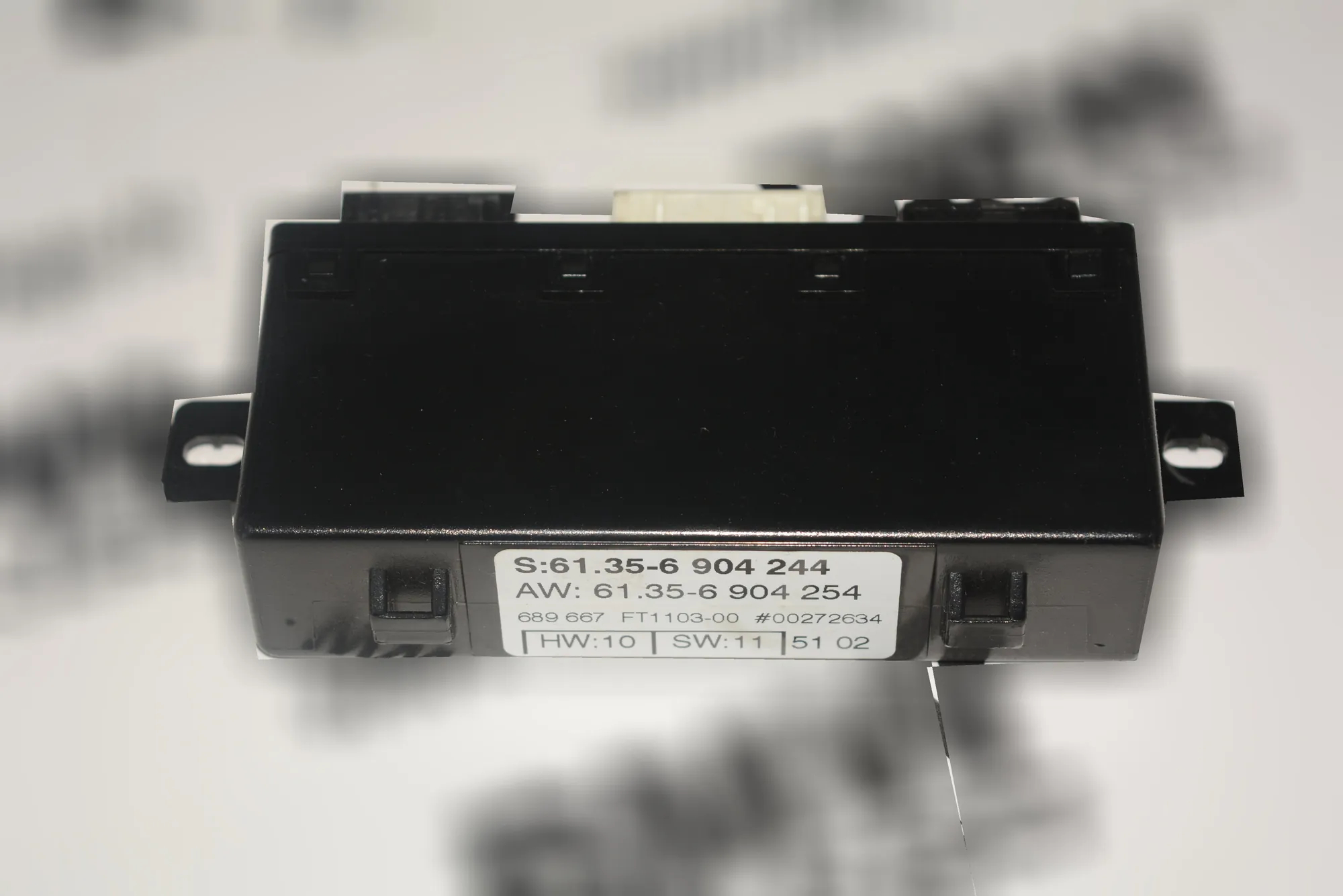 Front Left Door Control Unit – OEM 6904244 · BMW 5 Touring (E39) 525 d 2003