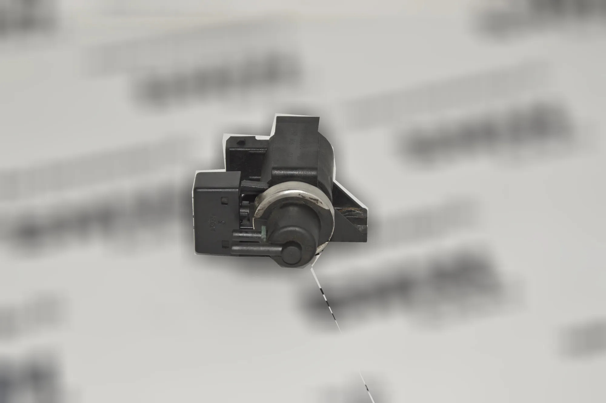 Solenoid Valve – OEM 2217906 · BMW 5 Touring (E39) 525 d 2003 – 4