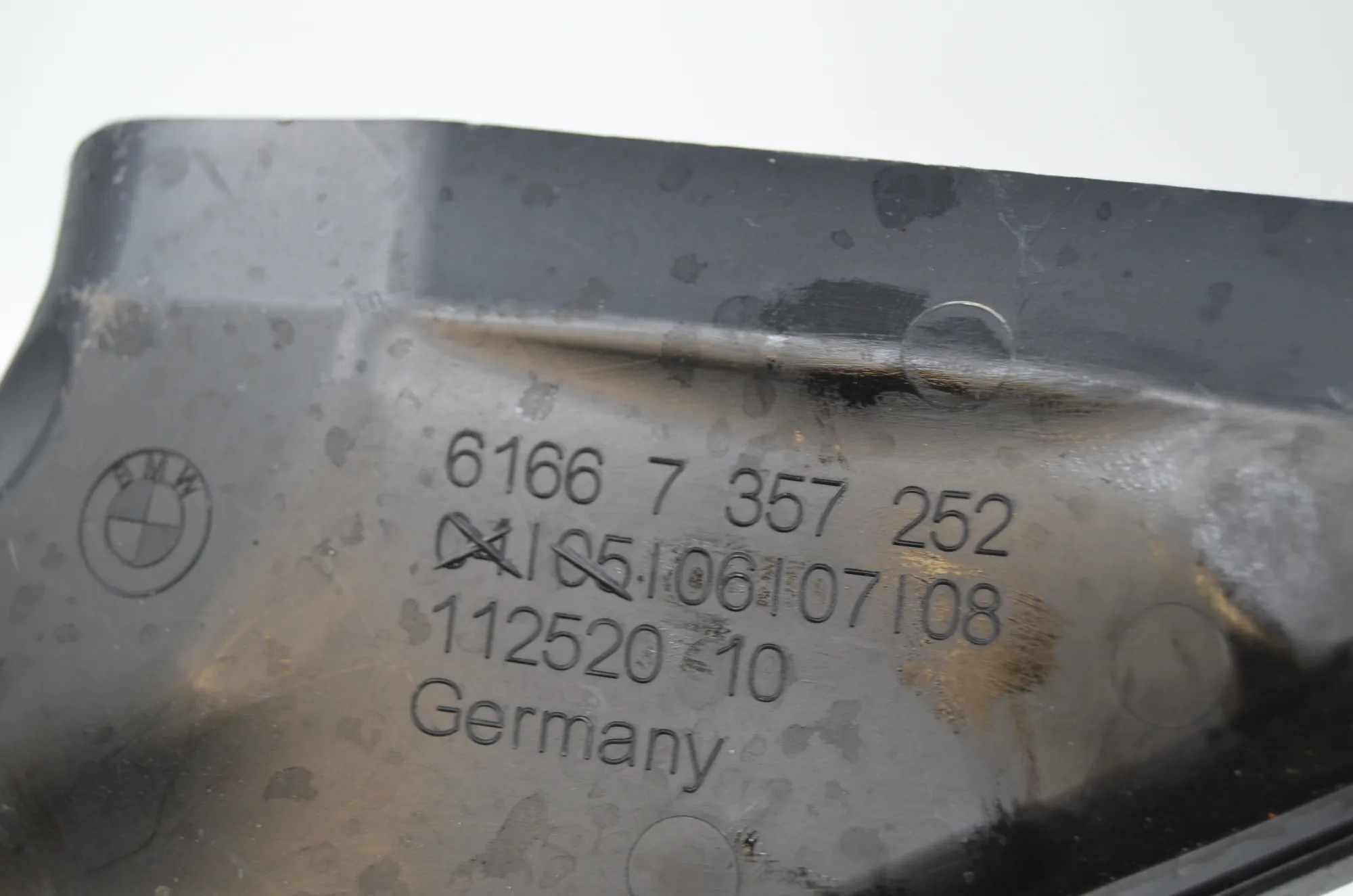 Interior Air Duct Channel – OEM 7357252 · BMW 7 (G11, G12) 750 d, Ld xDrive 2016 – 5