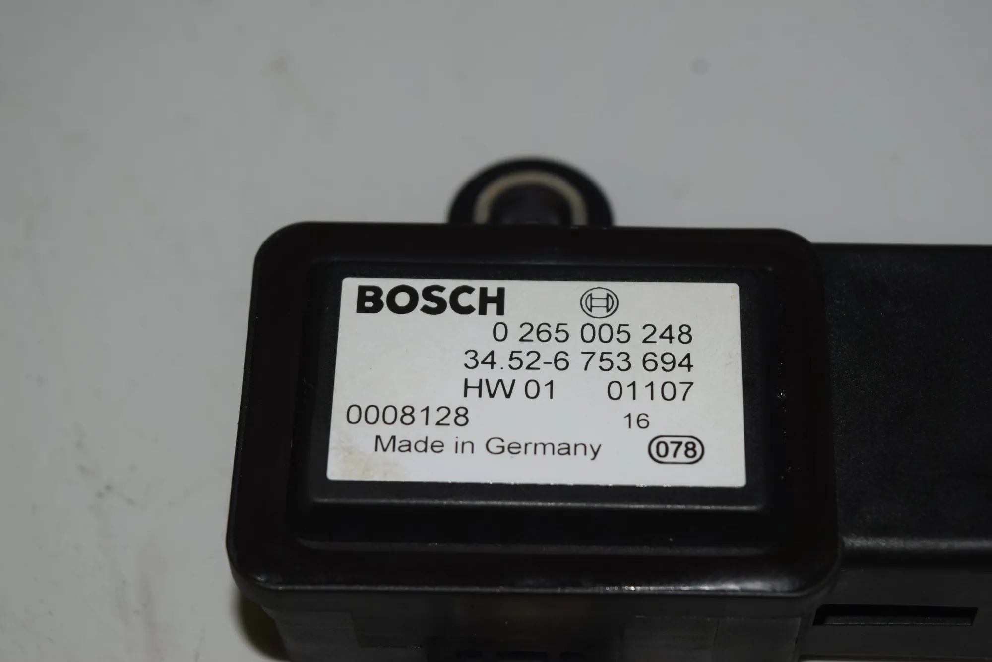 Acceleration Sensor – OEM 6753694 · BMW 5 (E39) 535 i 2001 – 3