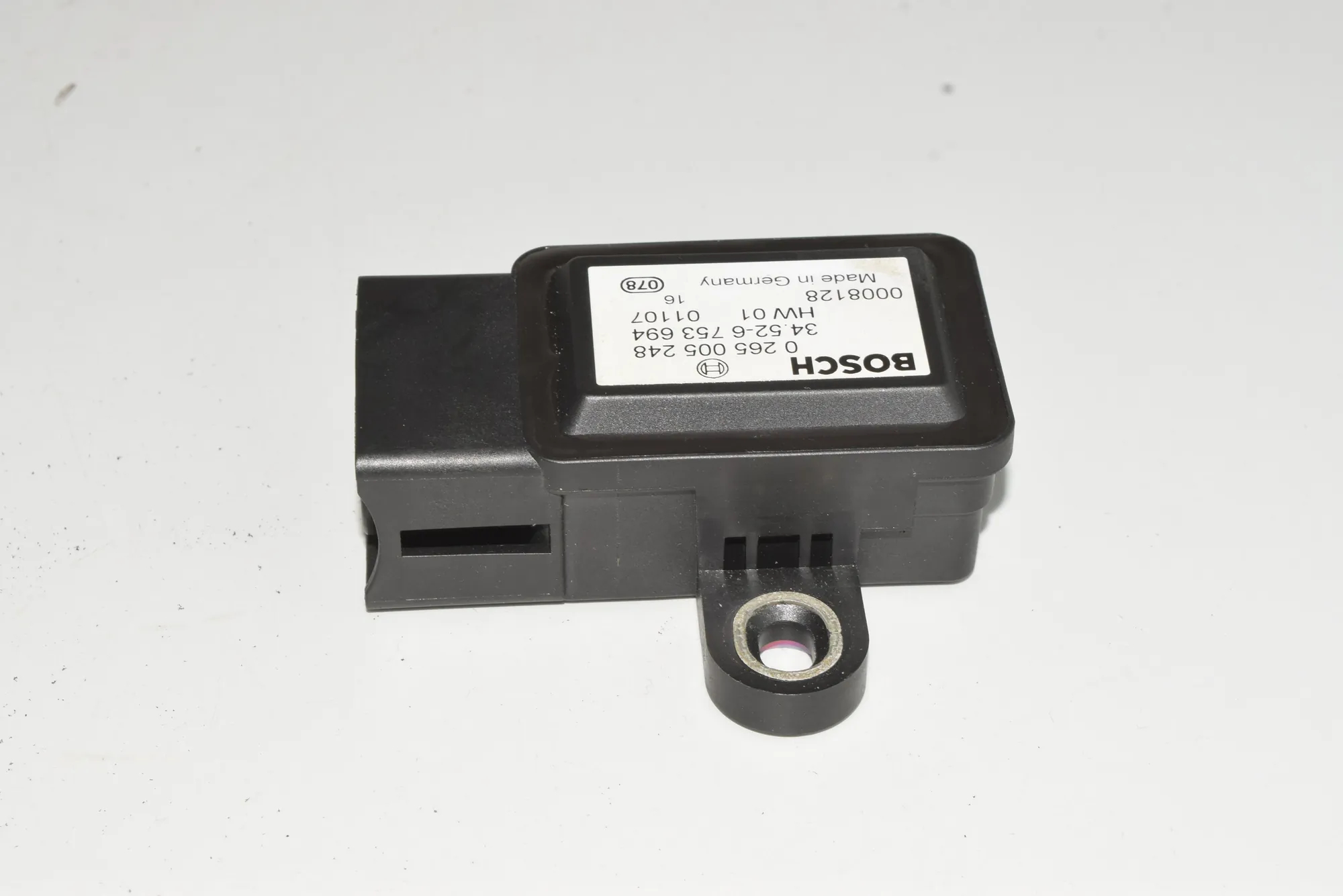Acceleration Sensor – OEM 6753694 · BMW 5 (E39) 535 i 2001 – 4