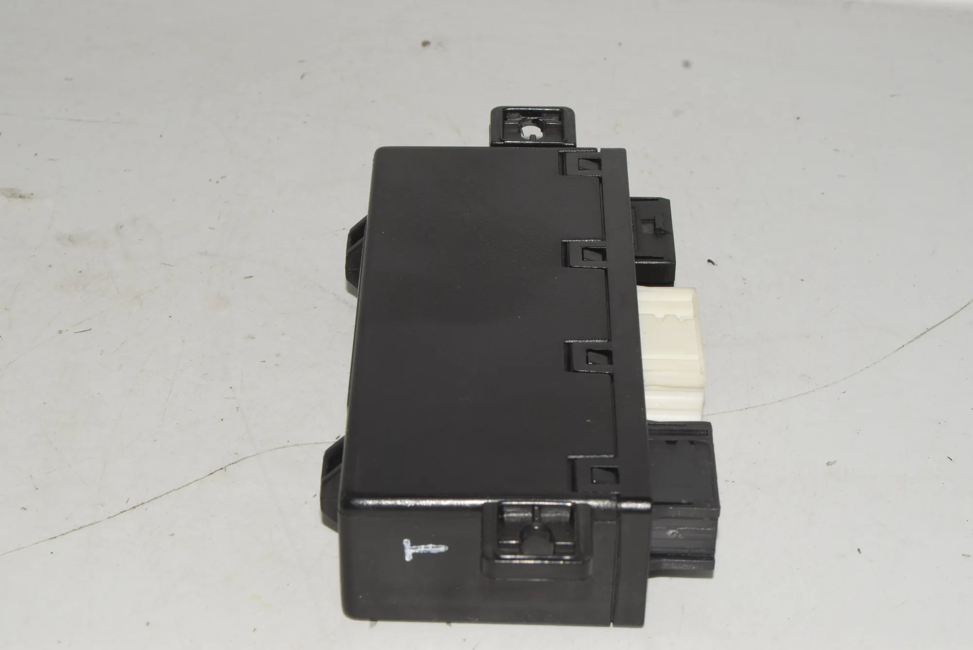 Front Left Door Control Unit – OEM 6904254 · BMW 5 (E39) 535 i 2001 – 3
