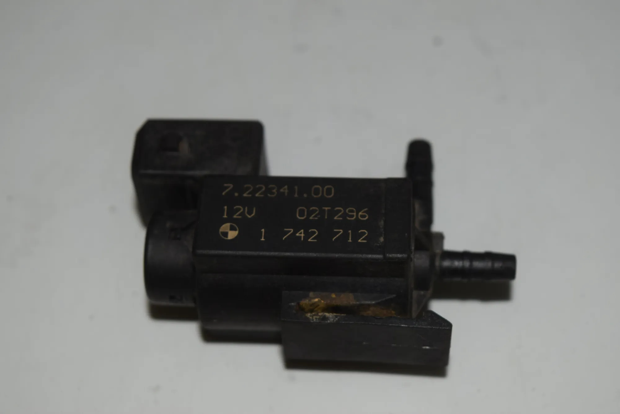 Solenoid Valve – OEM 1742712 · BMW 5 (E39) 525 d 2002 – 5