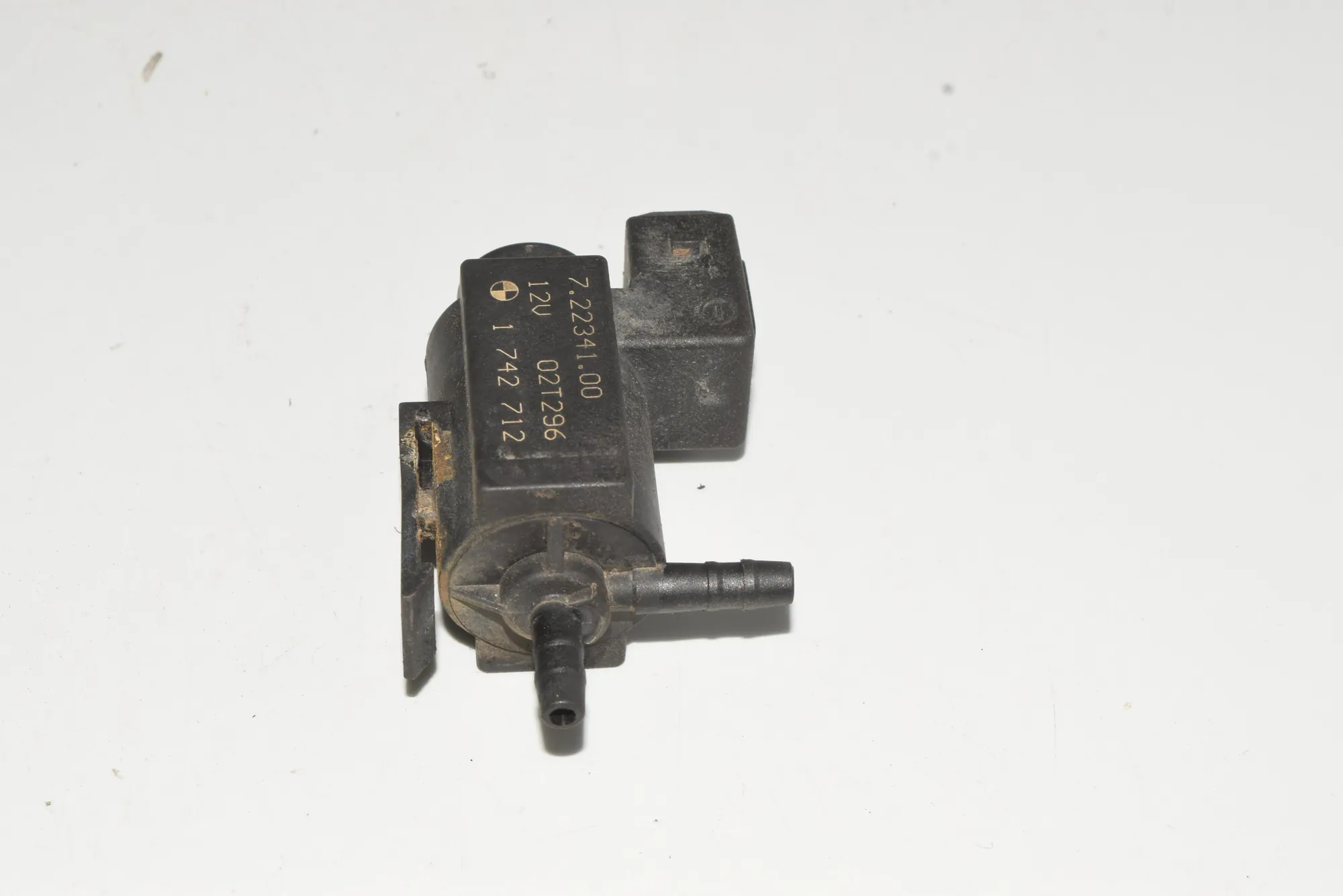 Solenoid Valve – OEM 1742712 · BMW 5 (E39) 525 d 2002 – 2