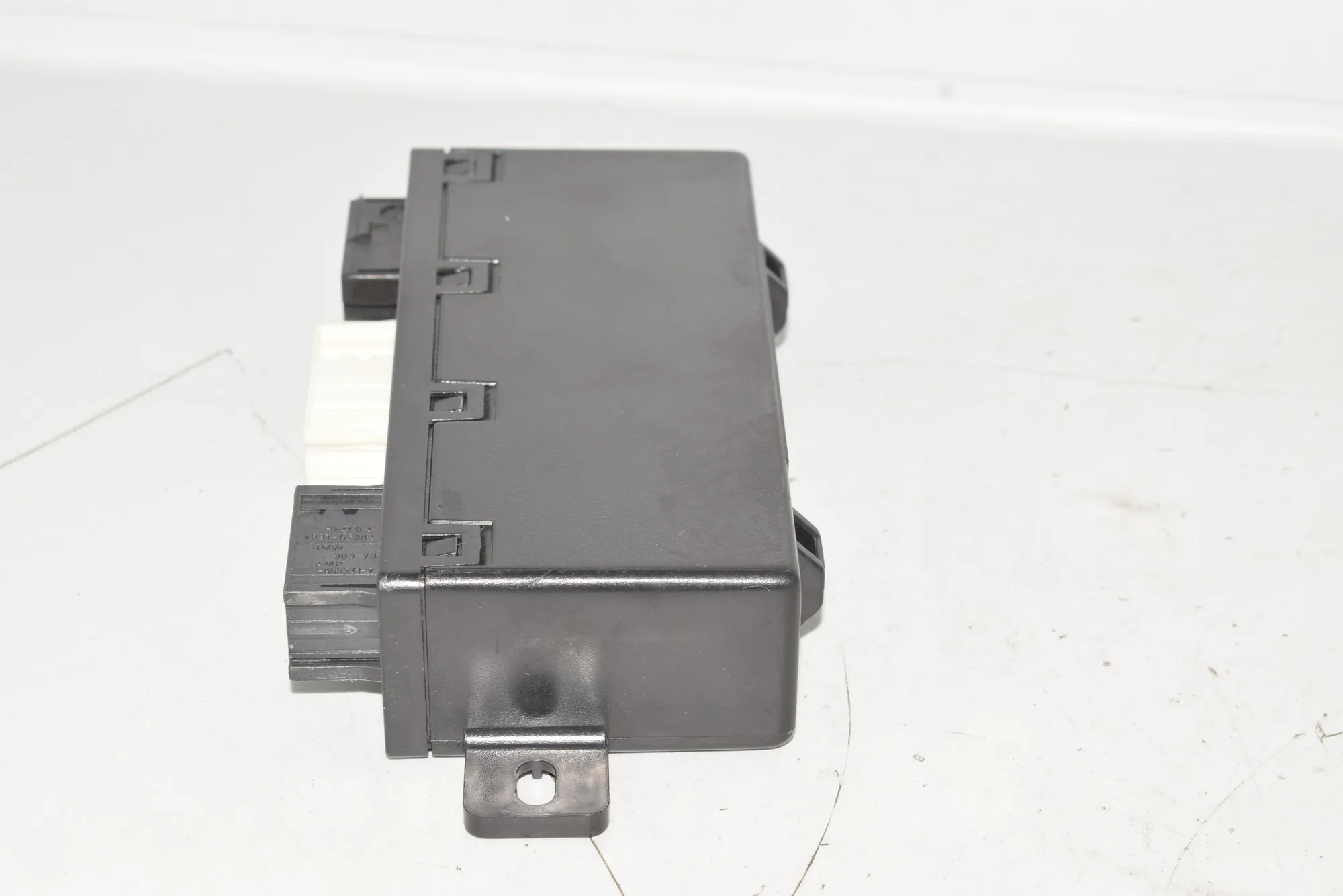 Front Left Door Control Unit – OEM 6904244 · BMW 5 (E39) 525 d 2002 – 2