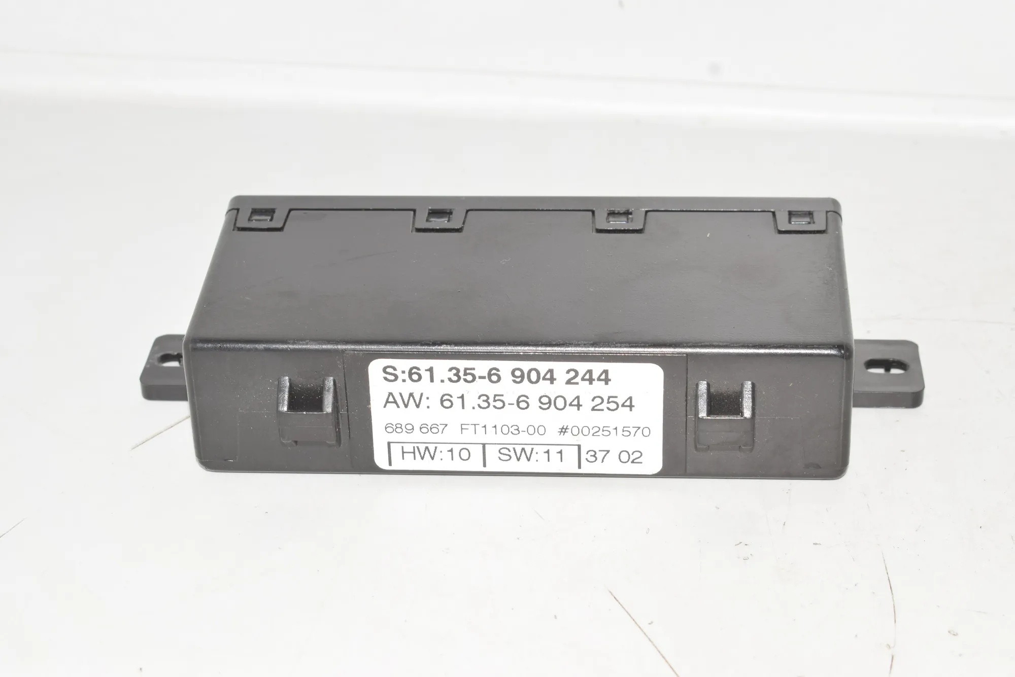 Front Left Door Control Unit – OEM 6904244 · BMW 5 (E39) 525 d 2002 – 3
