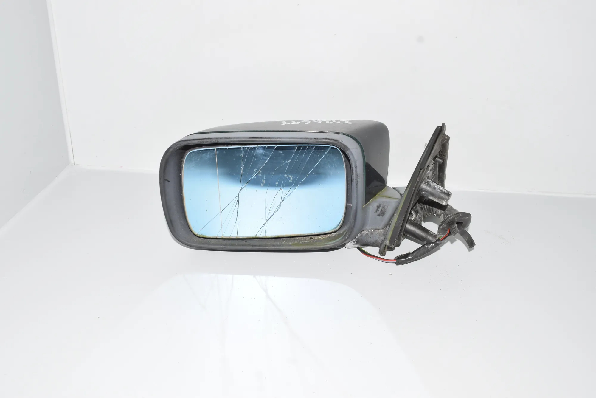 Left Side Wing Mirror – OEM NA · BMW 5 (E39) 525 d 2002
