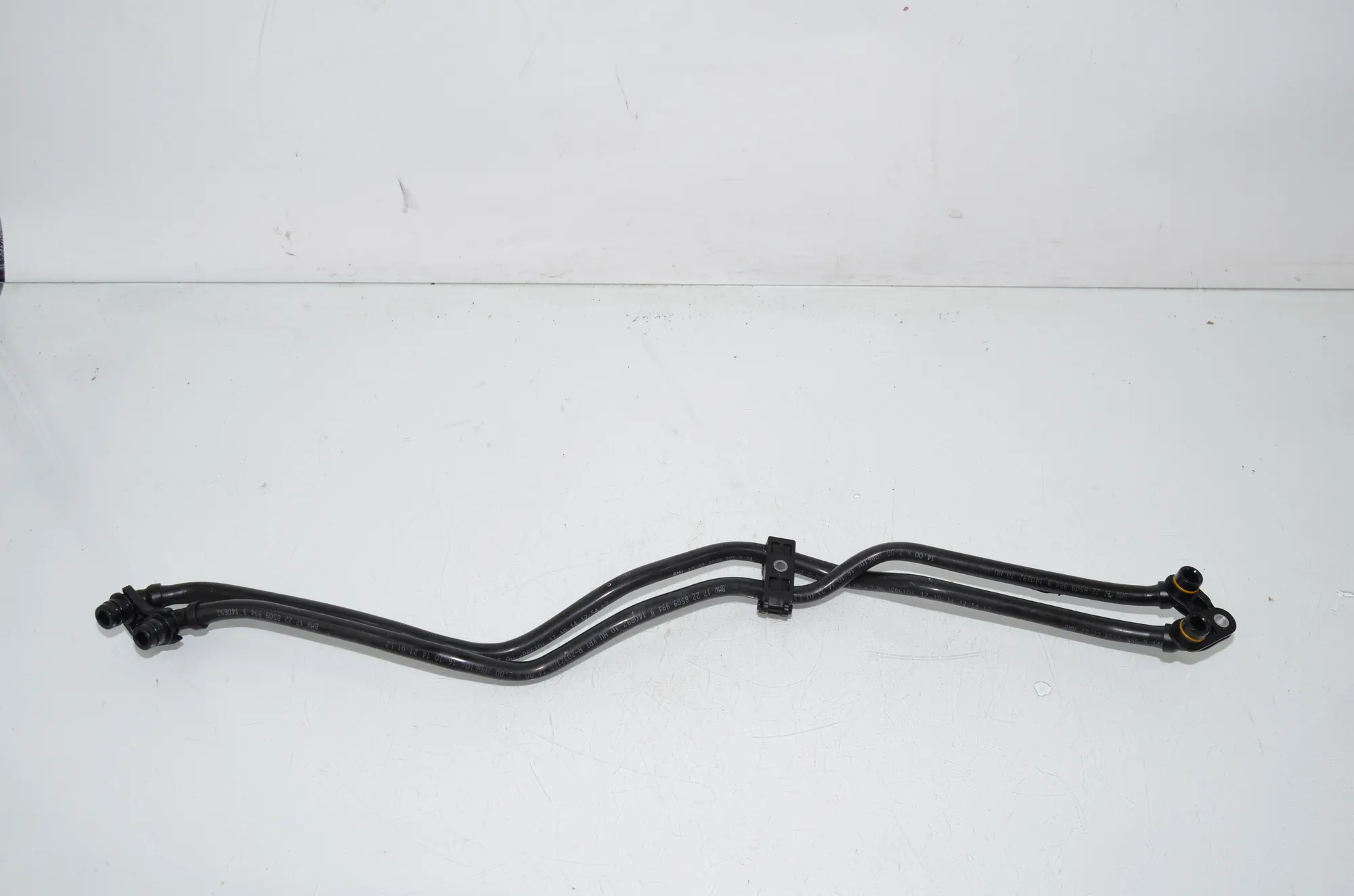 Gearbox Cooling Pipe – OEM 8509994 · BMW 7 (G11, G12) 750 d, Ld xDrive 2016