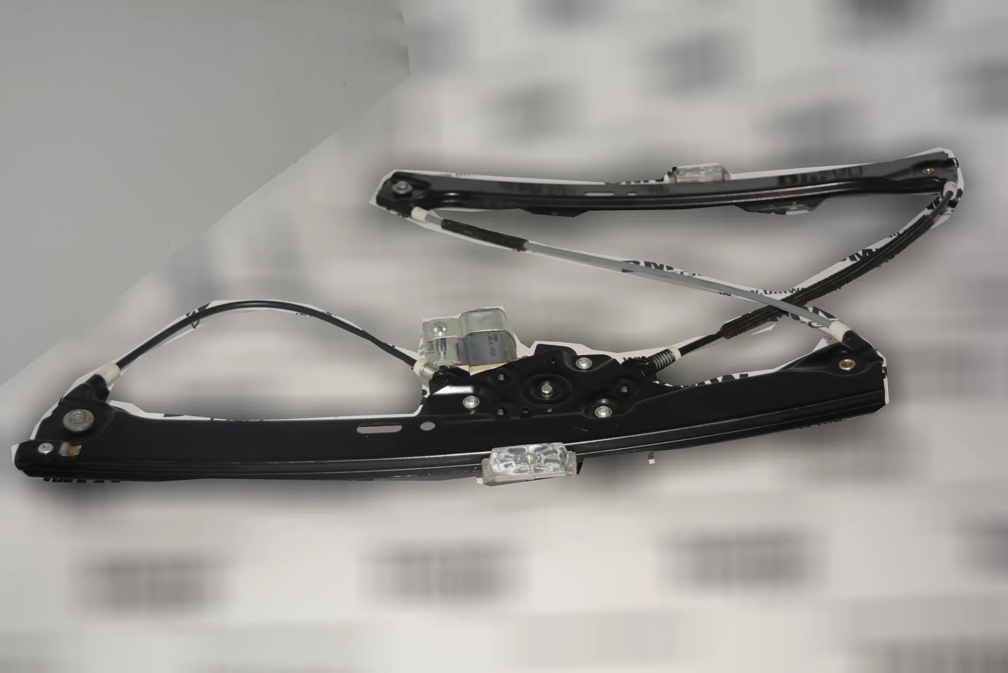 Front Left Door Window Regulator – OEM 7075667 · BMW 5 (E60) BMW 5 (E60) 2003 – 3