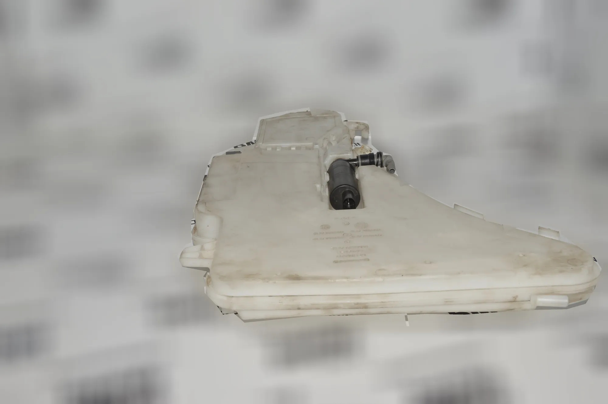 Window Washer Tank – OEM 8050439 · BMW 5 (F10) BMW 5 (F10) 2012