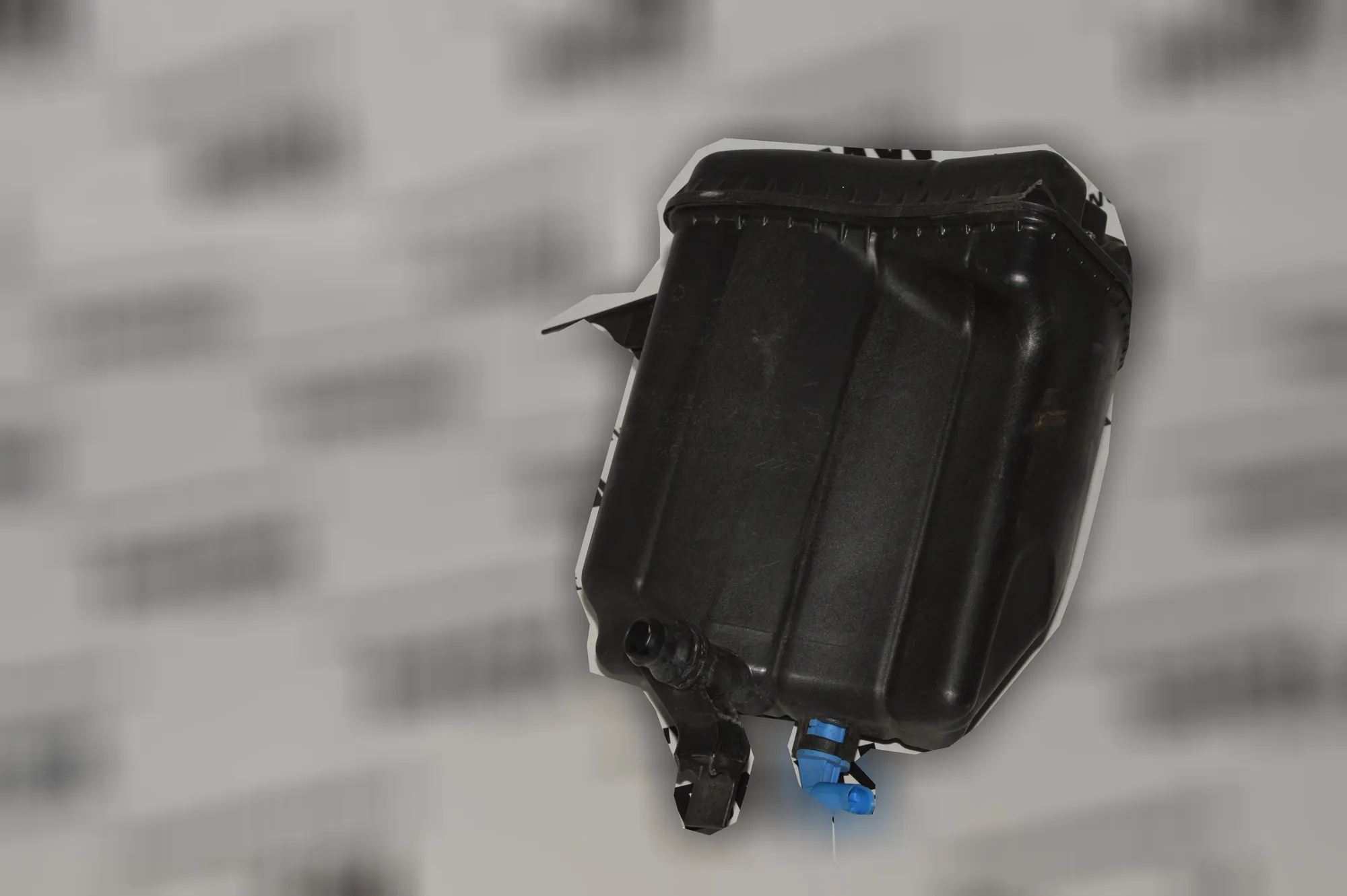 Expansion Tank – OEM 7601949 · BMW 5 (F10) BMW 5 (F10) 2010