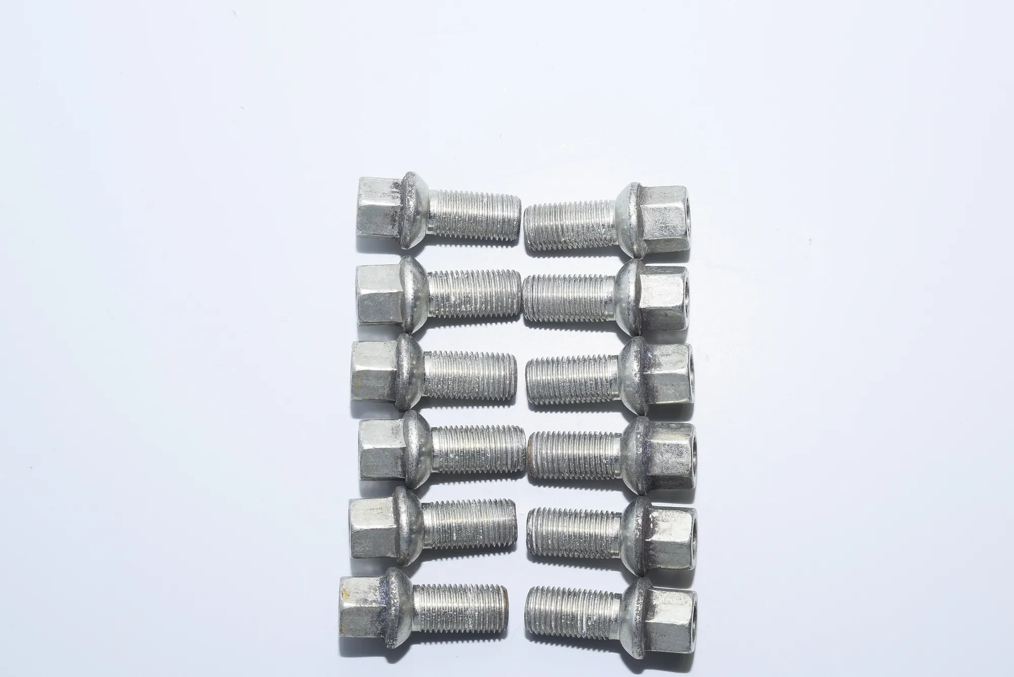 Wheel Screws Kit – OEM NA · BMW 7 (G11, G12) BMW 7 (G11, G12) 2015 – 4