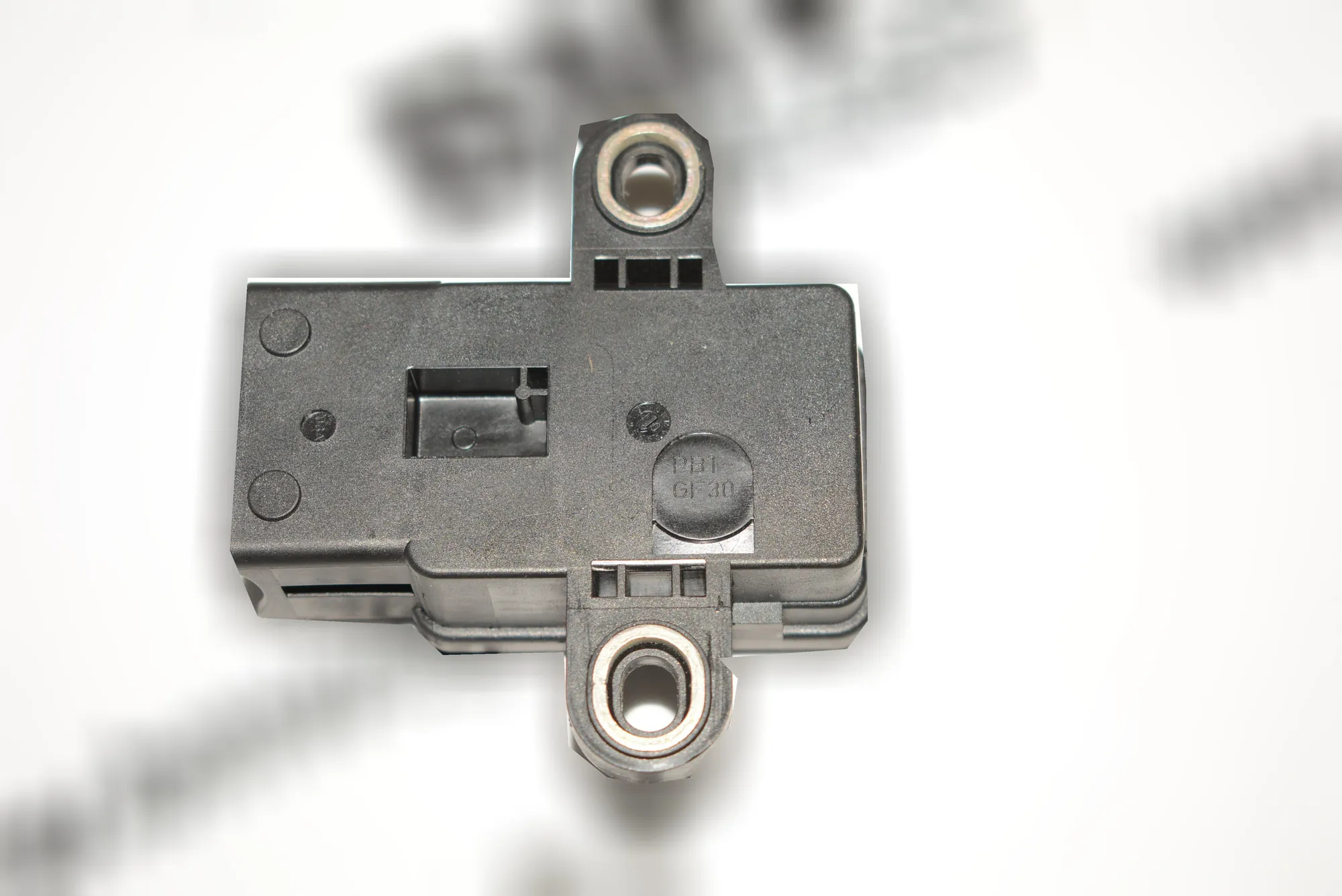 Acceleration Sensor – OEM 67536940265005248 · BMW 5 (E39) 530 i 2001 – 2