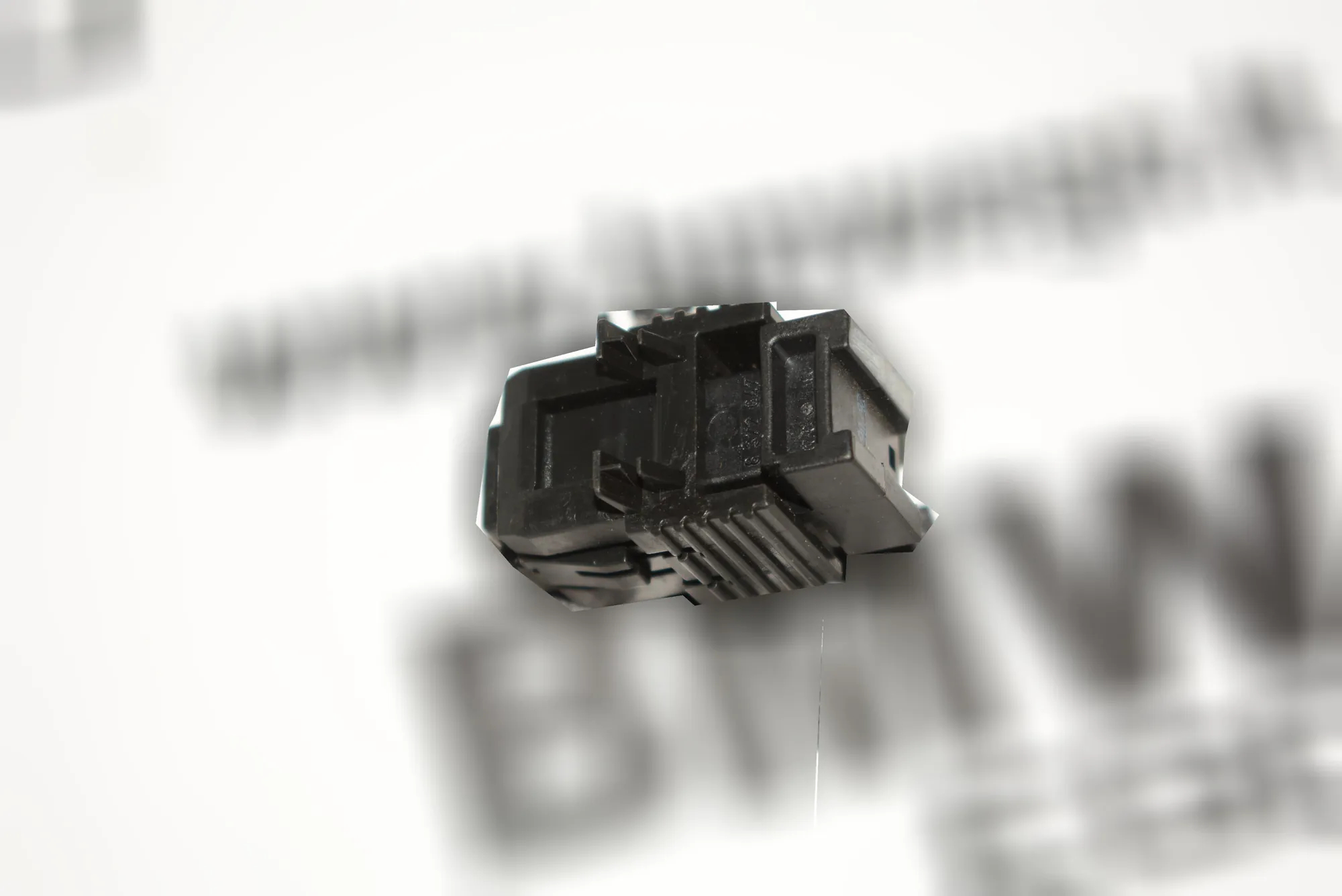 Other Control Units – OEM 8372647 · BMW 5 (E39) 530 i 2001