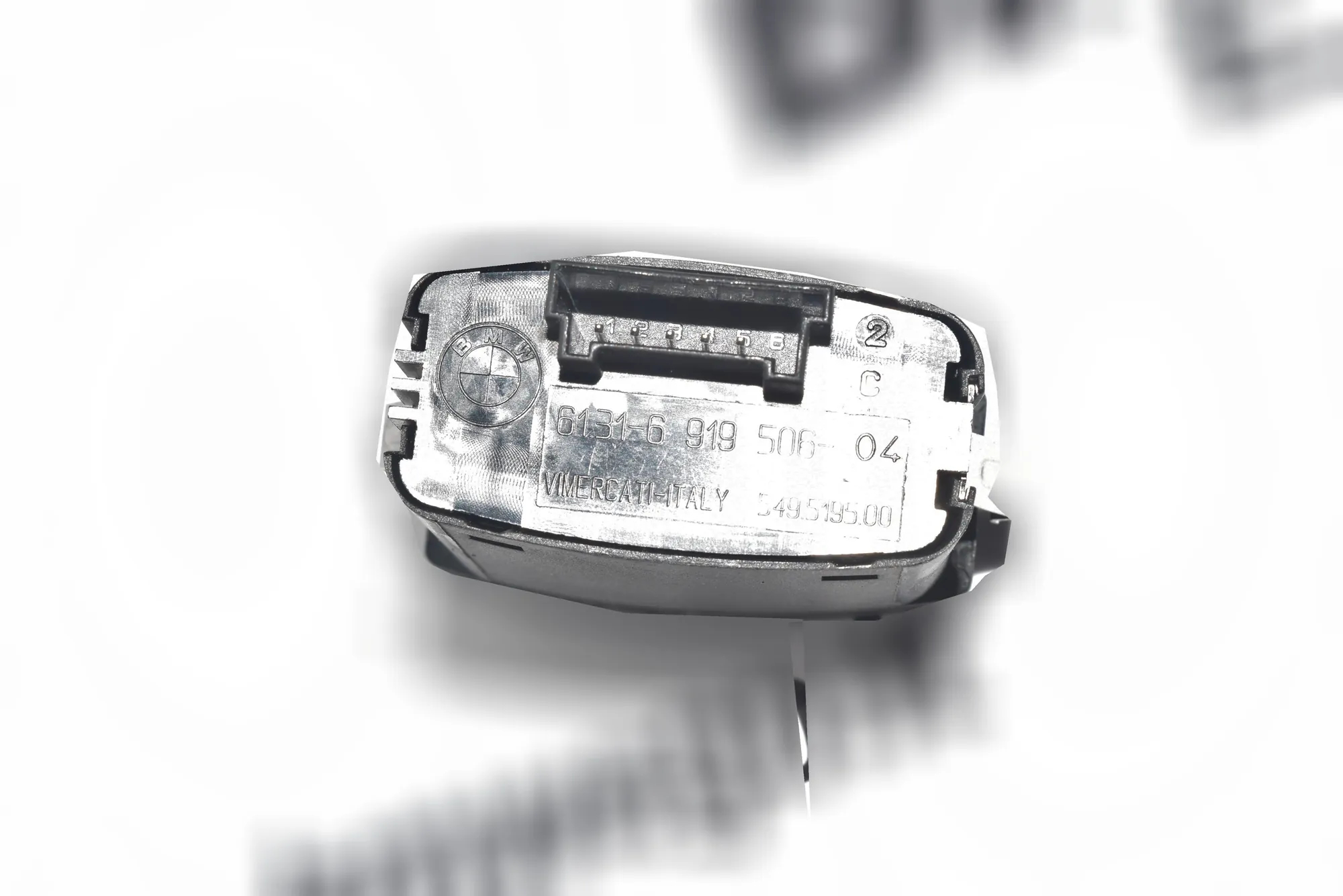 Switches – OEM 6919506 · BMW 5 (E60) BMW 5 (E60) 2003 – 4