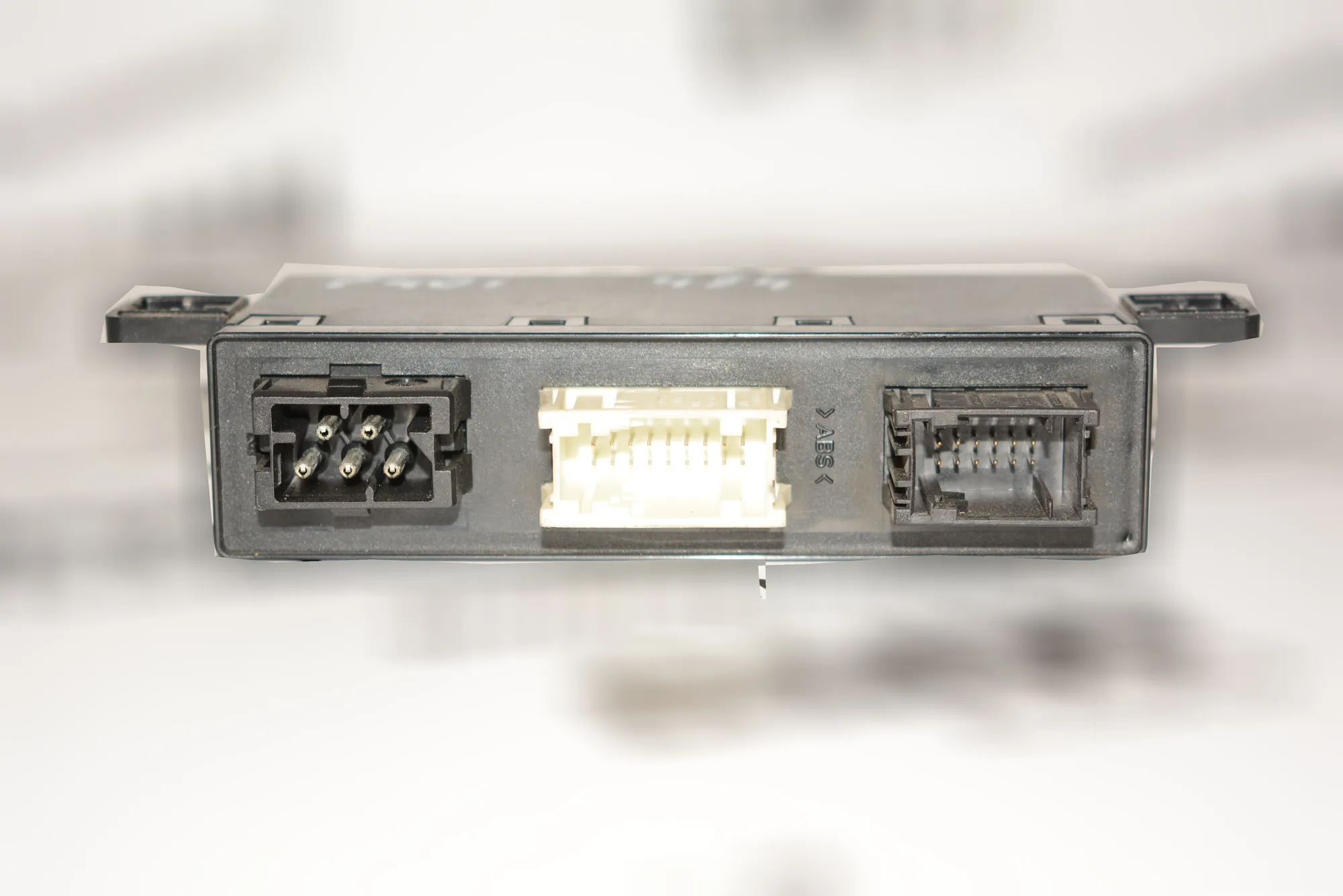 Front Left Door Control Unit – OEM 6904247 · BMW 5 (E39) BMW 5 (E39) 2001 – 2