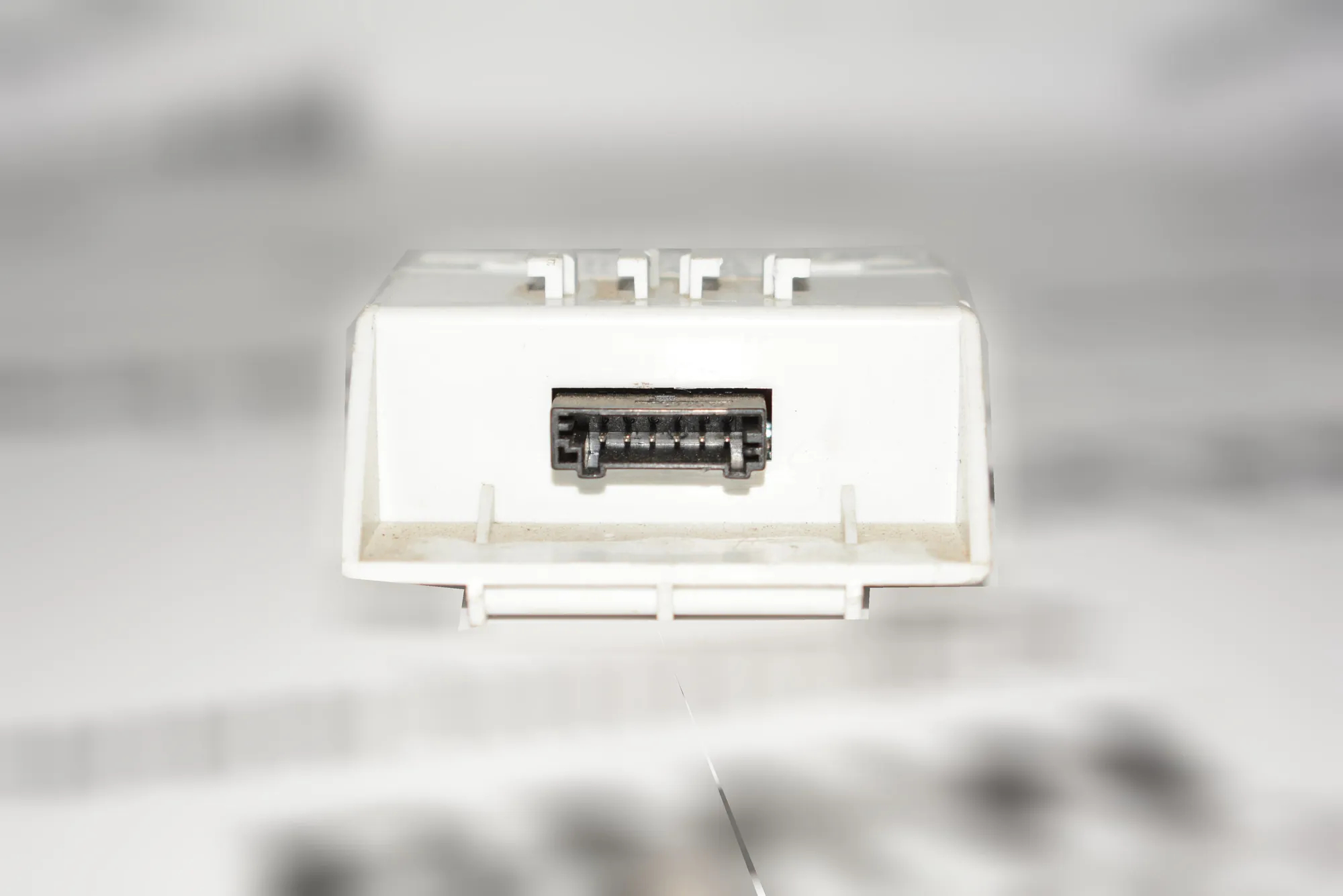 Other Control Units – OEM 6923215 · BMW 3 (E46) BMW 3 (E46) 2000 – 2