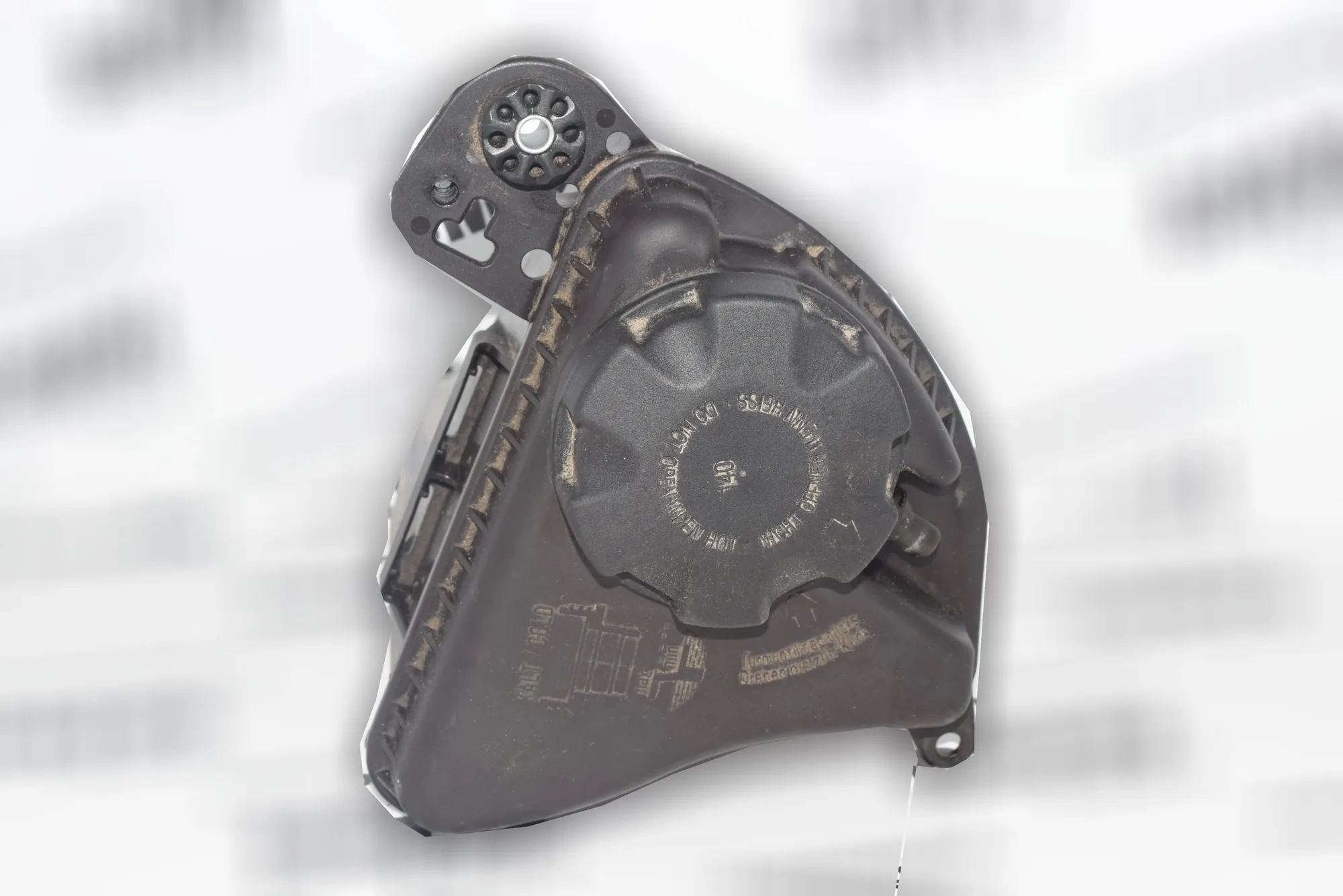 Expansion Tank – OEM 7806038 · BMW 7 (F01, F02) BMW 7 (F01, F02) 2008 – 4