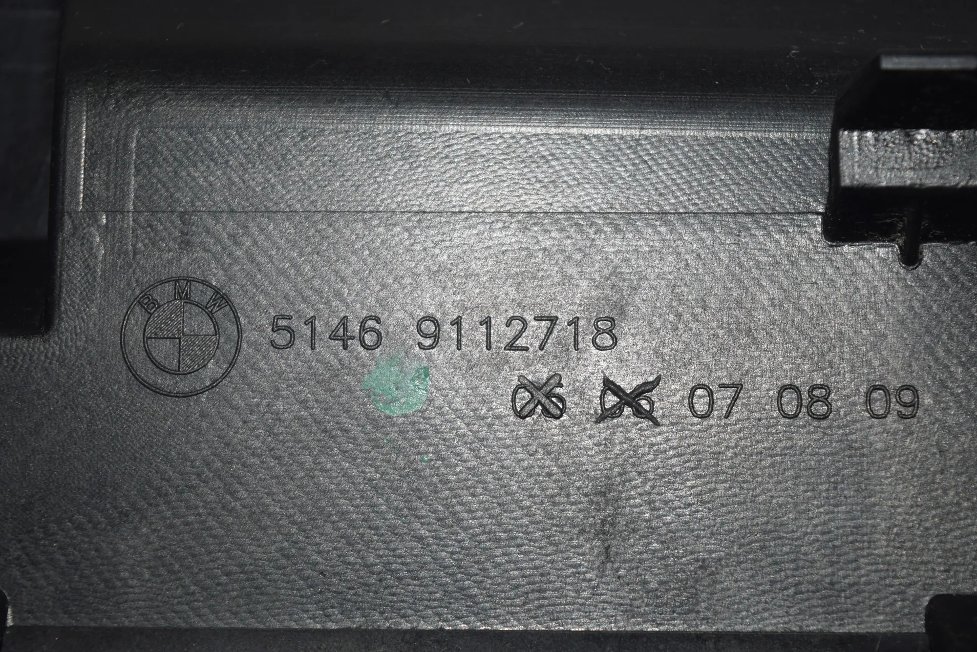 Other Interior Parts – OEM 9112718 · BMW 7 (F01, F02) BMW 7 (F01, F02) 2008 – 5