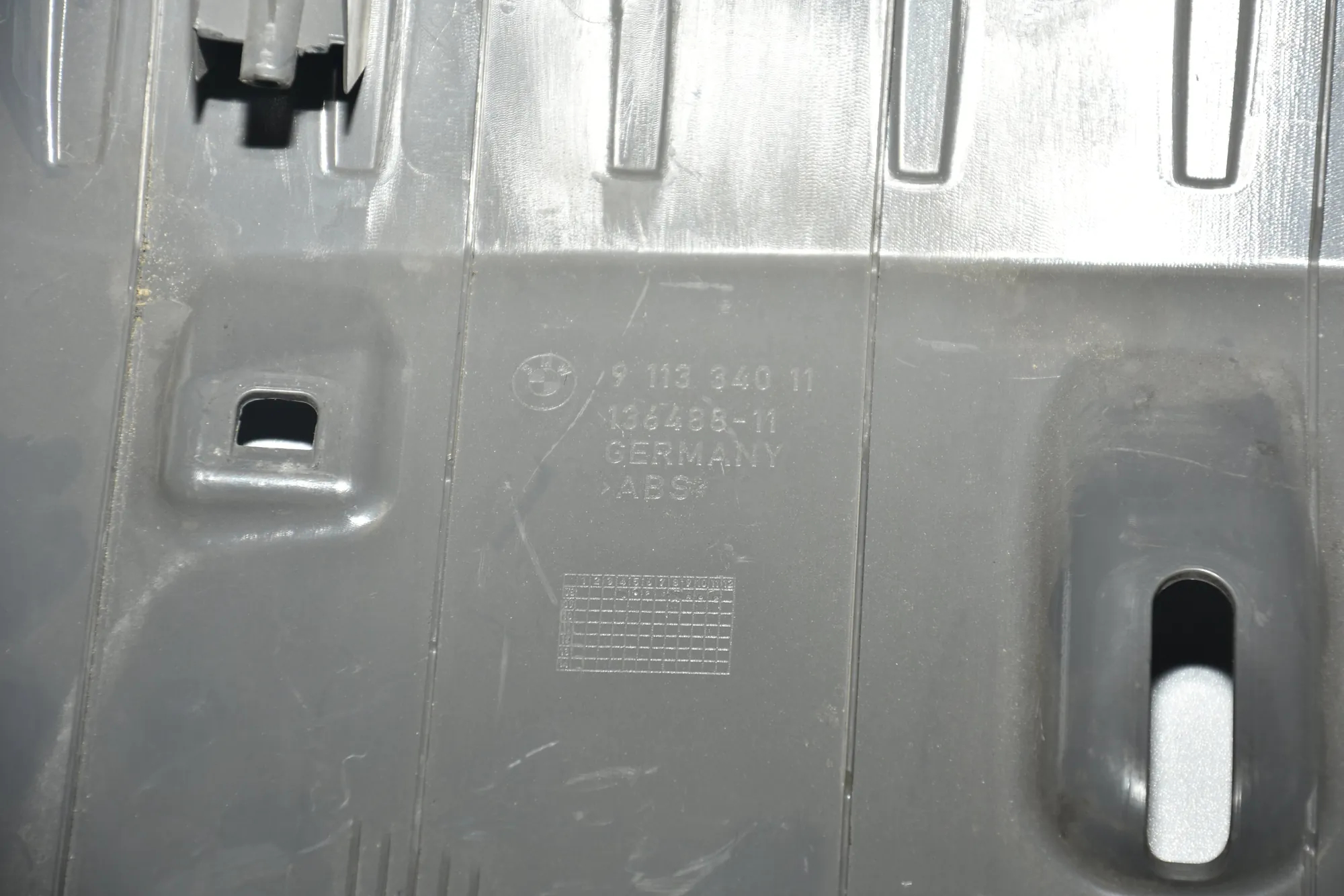 Other Body Parts – OEM 9113340 · BMW 7 (F01, F02) BMW 7 (F01, F02) 2008 – 4