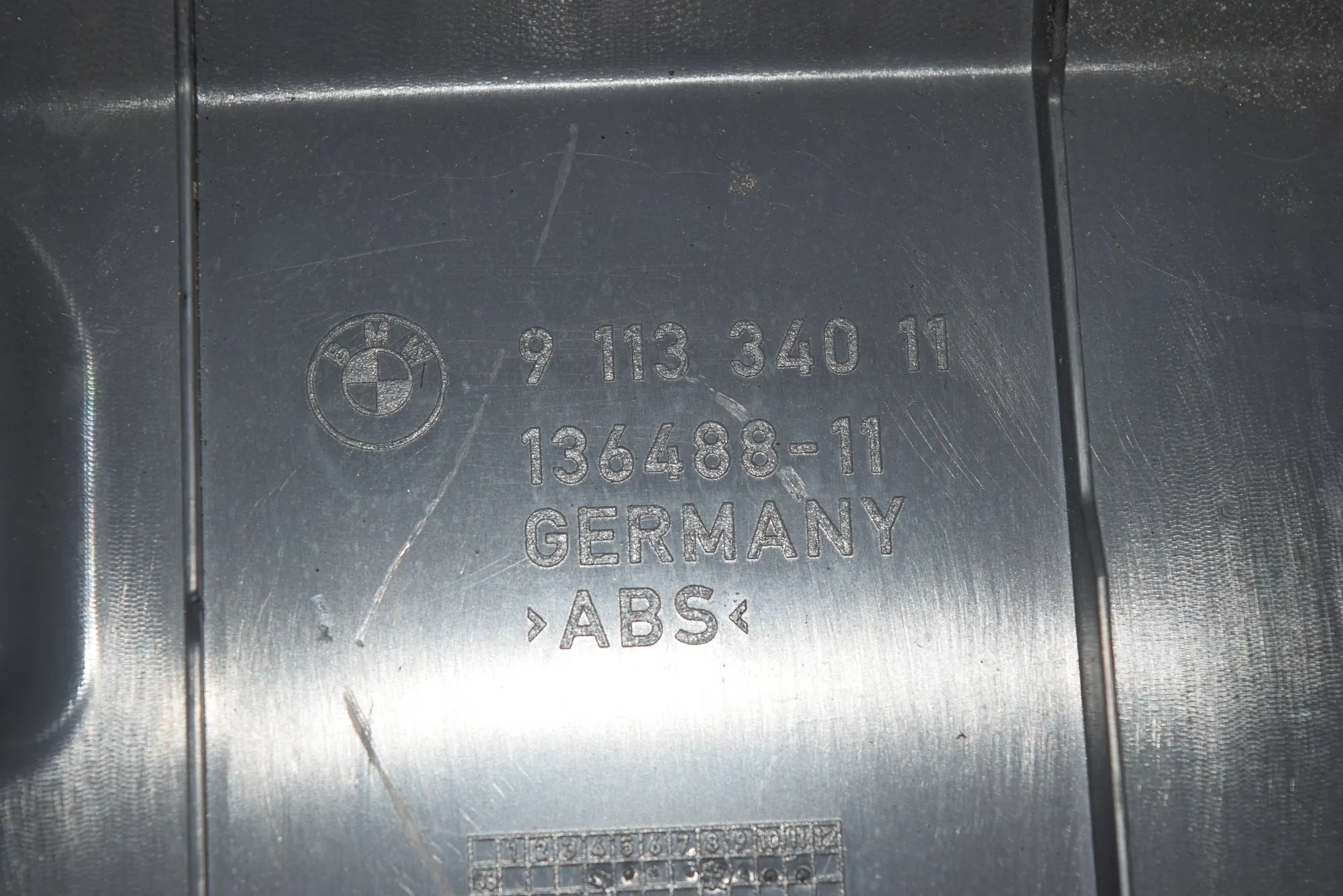 Other Body Parts – OEM 9113340 · BMW 7 (F01, F02) BMW 7 (F01, F02) 2008 – 5