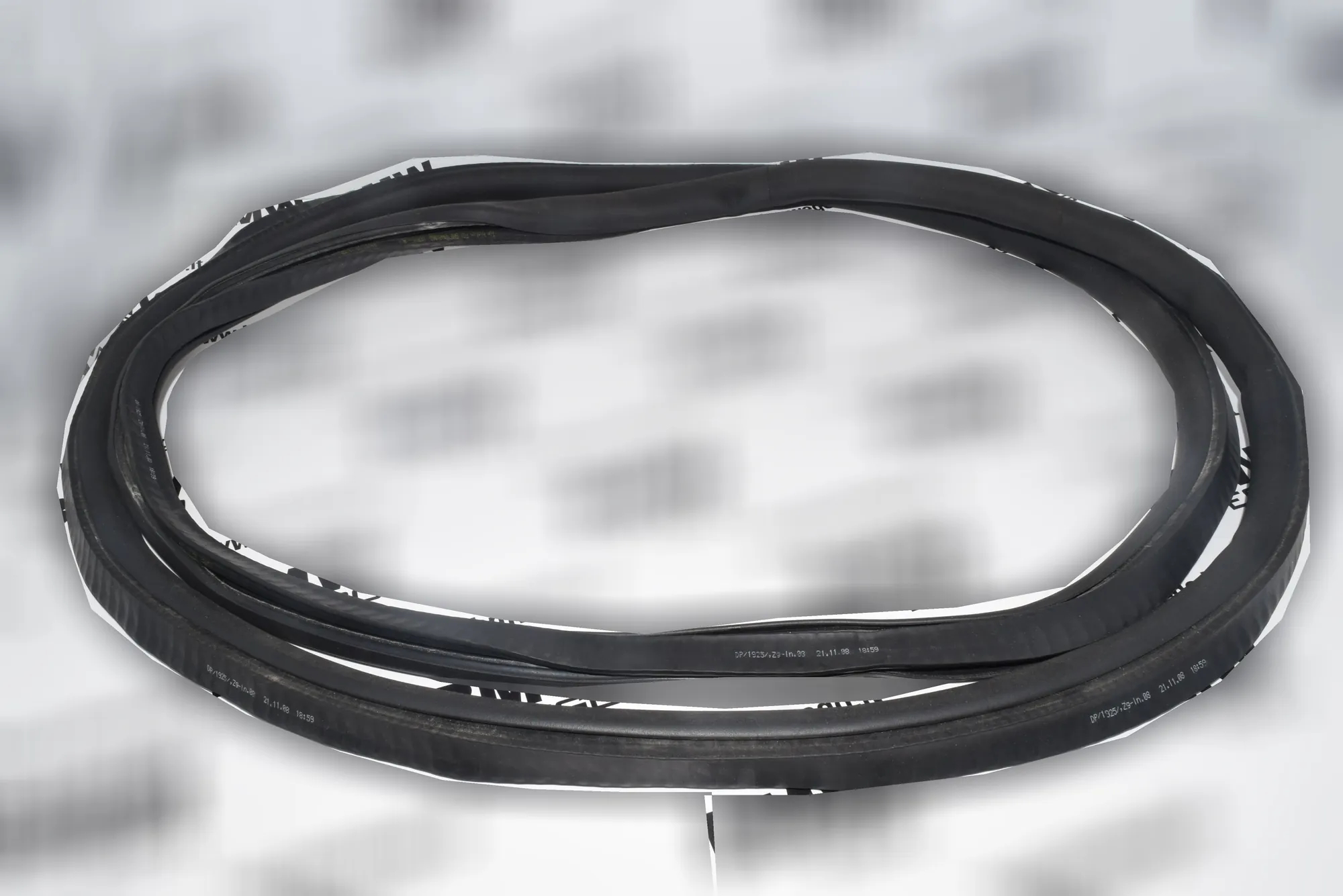 Rear Right Door Seal Rubber – OEM 4445360 · BMW 7 (F01, F02) BMW 7 (F01, F02) 2008