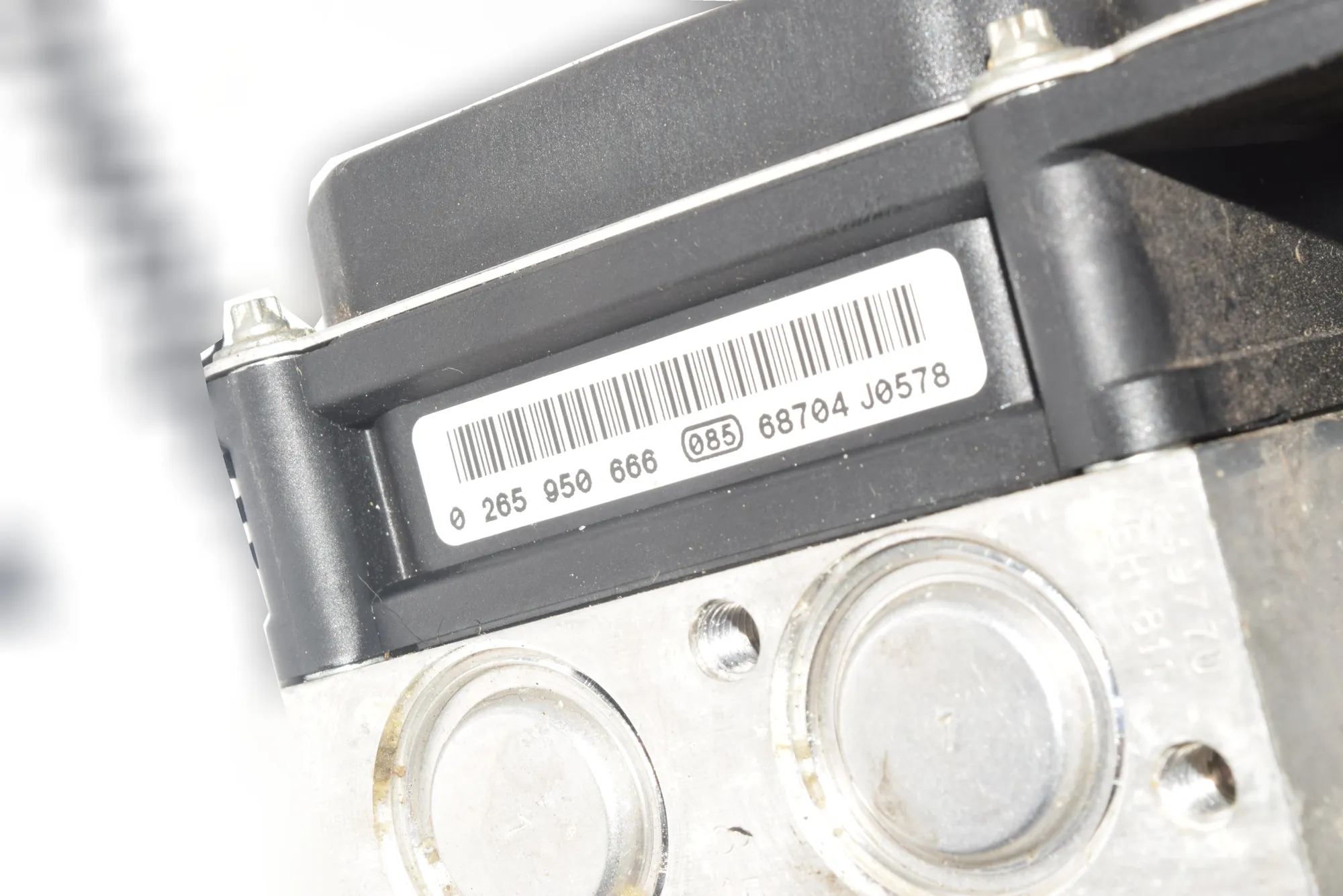 ABS Pump – OEM 0265950666 · BMW 5 (E60) BMW 5 (E60) 2004 – 4