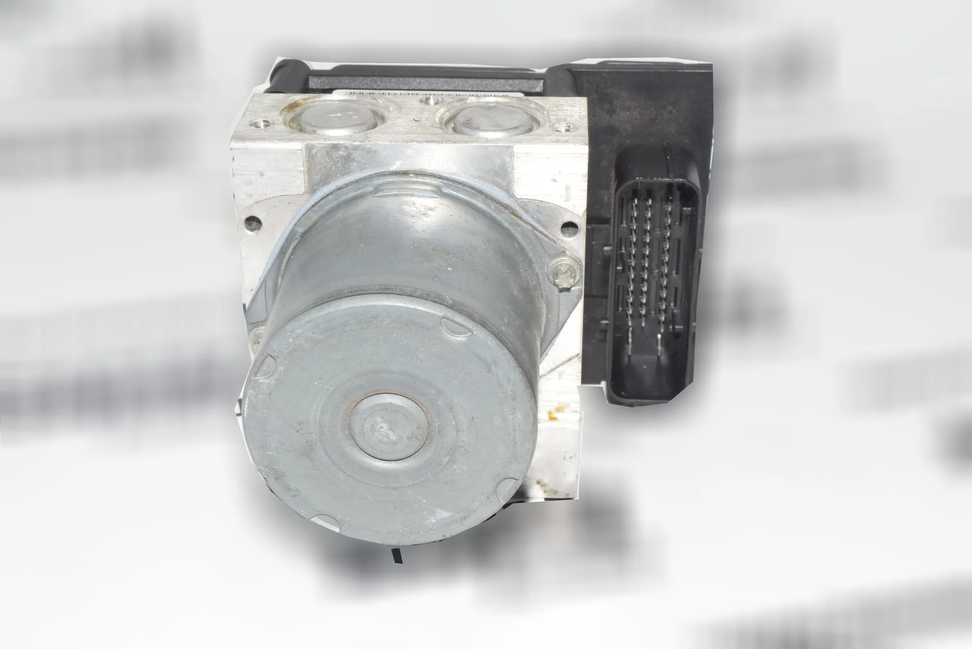 ABS Pump – OEM 0265950666 · BMW 5 (E60) BMW 5 (E60) 2004 – 2