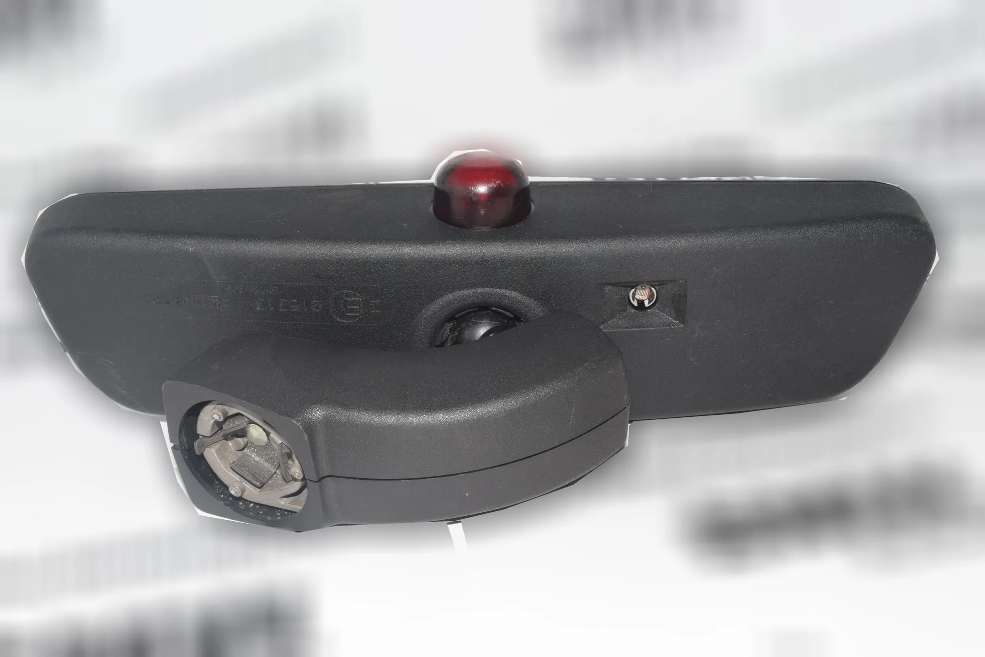 Interior Rear View Mirror – OEM 8236774 · BMW 3 (E46) BMW 3 (E46) 2002