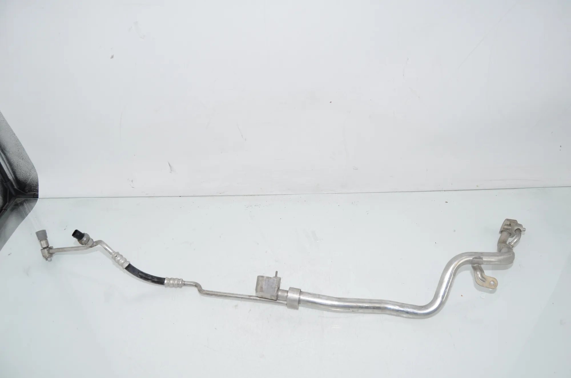 A/C Air Con Hose Pipe – OEM 9324800 · BMW 7 (G11, G12) 750 d, Ld xDrive 2016 – 3