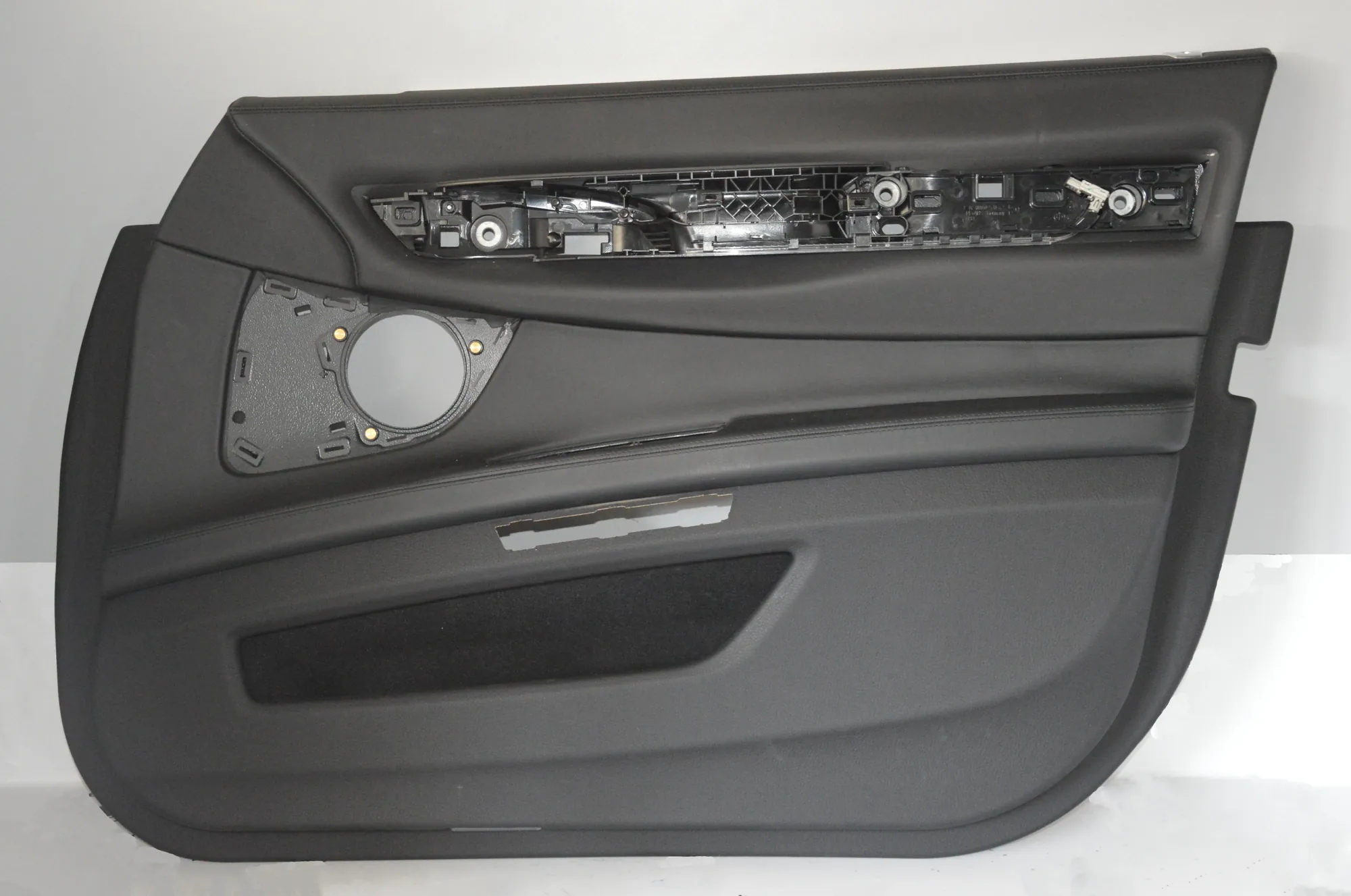 Front Right Door Panel – OEM 0014051122 · BMW 7 (F01, F02) BMW 7 (F01, F02) 2012
