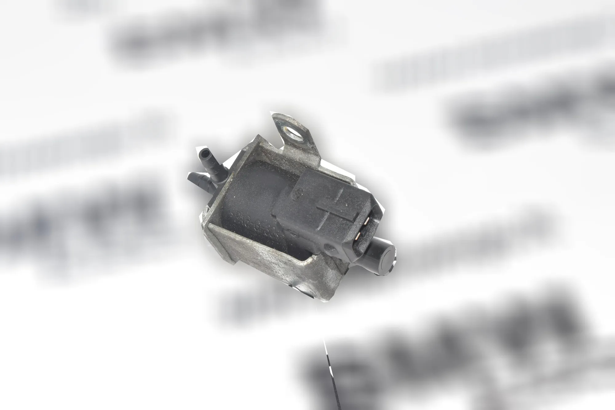 Solenoid Valve – OEM 1742711 · BMW 5 (E39) BMW 5 (E39) 1999