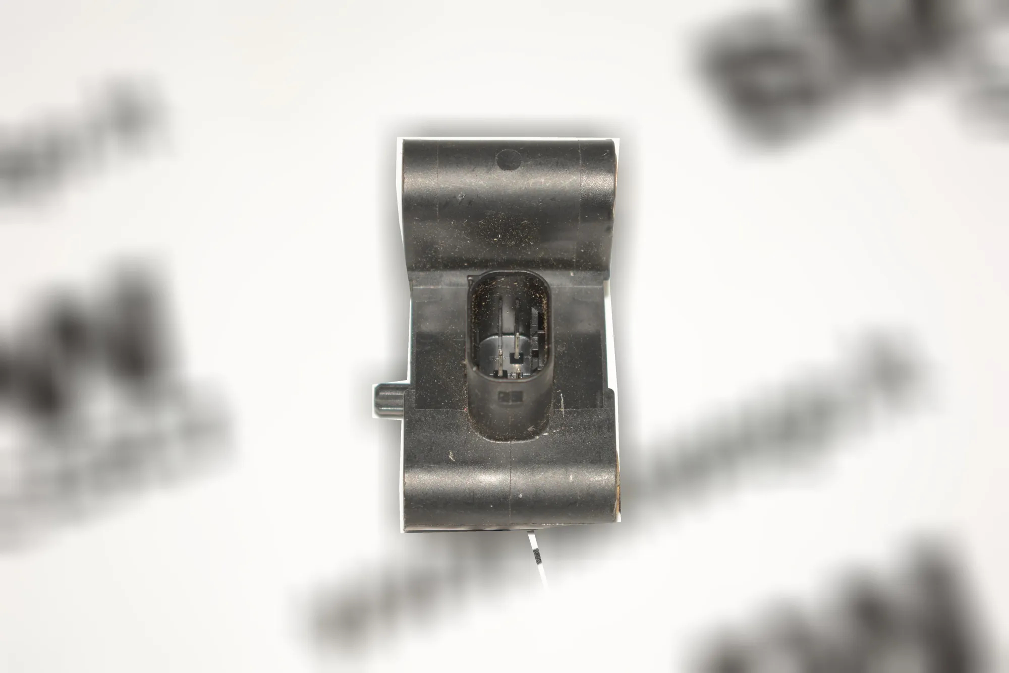 Front Left Impact Sensor – OEM 6956485 · BMW 3 Coupe (E92) BMW 3 Coupe (E92) 2006