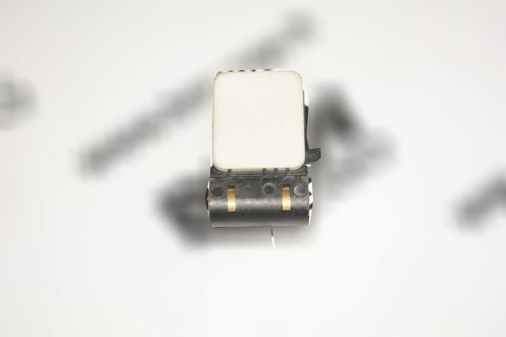 Front Left Impact Sensor – OEM 6956485 · BMW 3 Coupe (E92) BMW 3 Coupe (E92) 2006 – 3