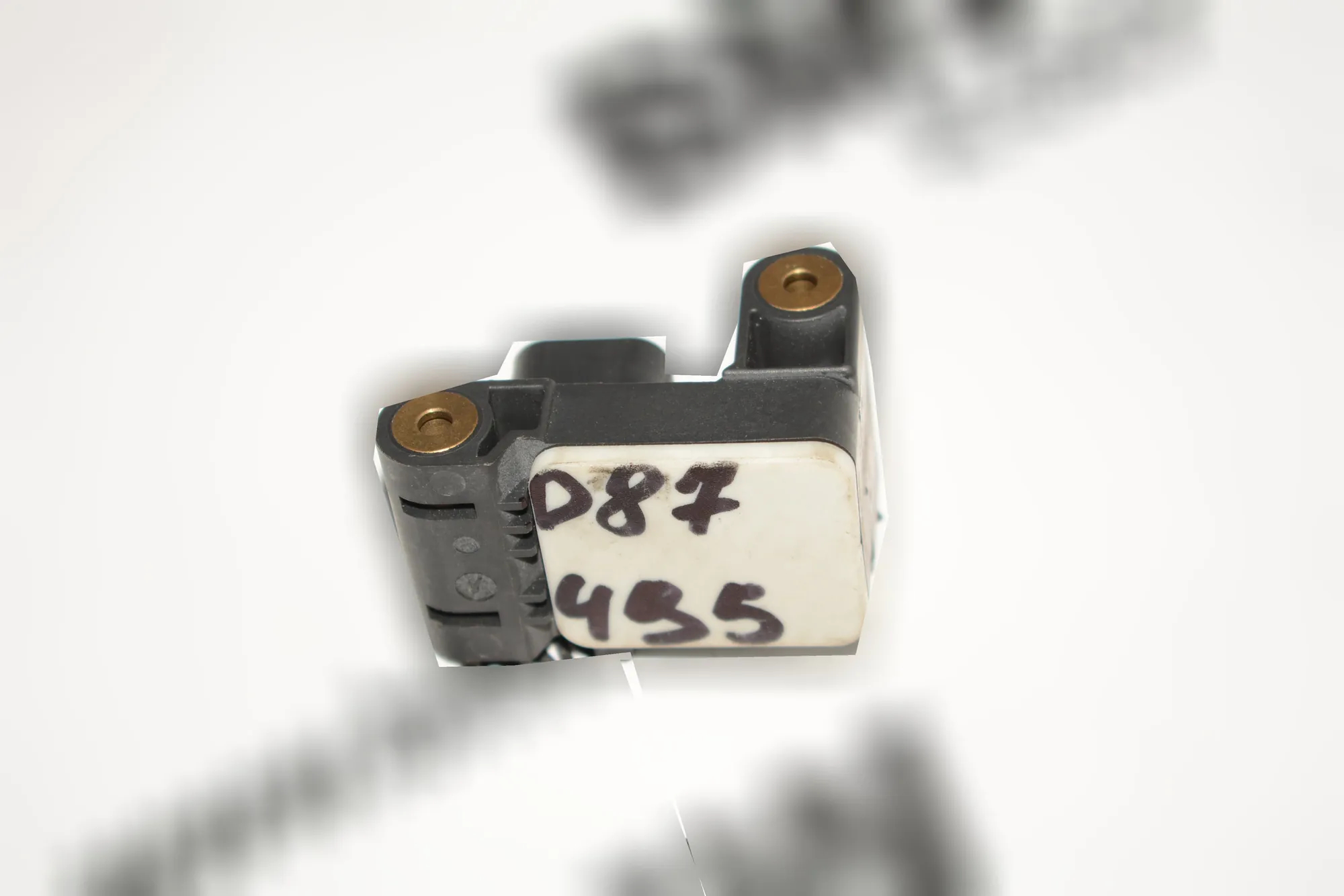 Front Left Impact Sensor – OEM 6911003 · BMW 1 (E87) BMW 1 (E87) 2006 – 5