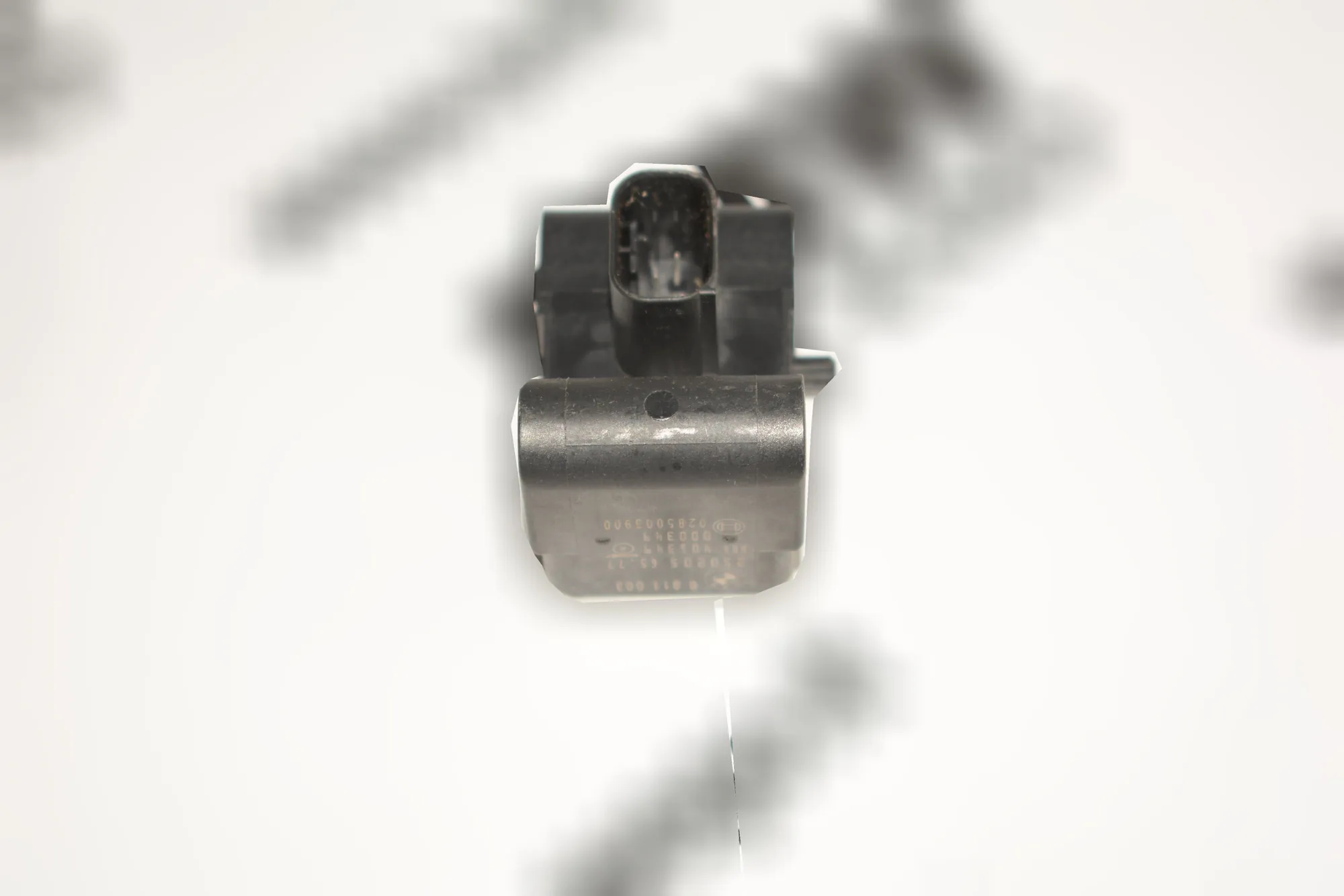 Front Right Impact Sensor – OEM 6911003 · BMW 1 (E87) BMW 1 (E87) 2006 – 2